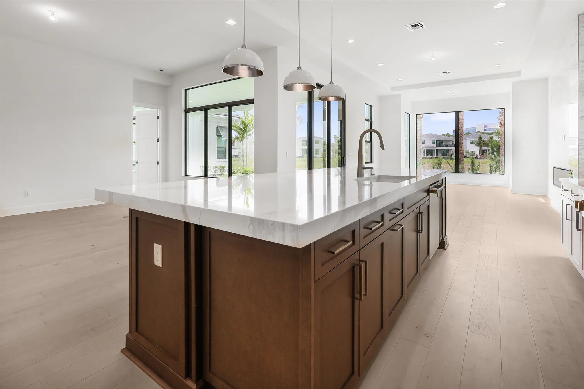 13405 Artisan Circle