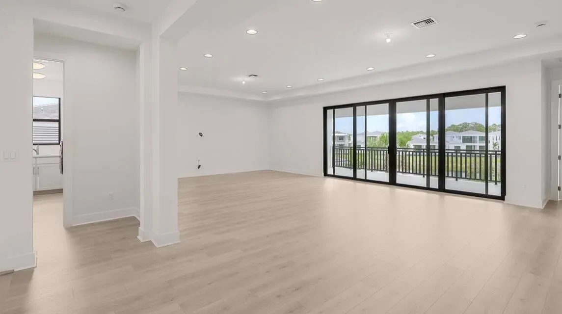 13405 Artisan Circle