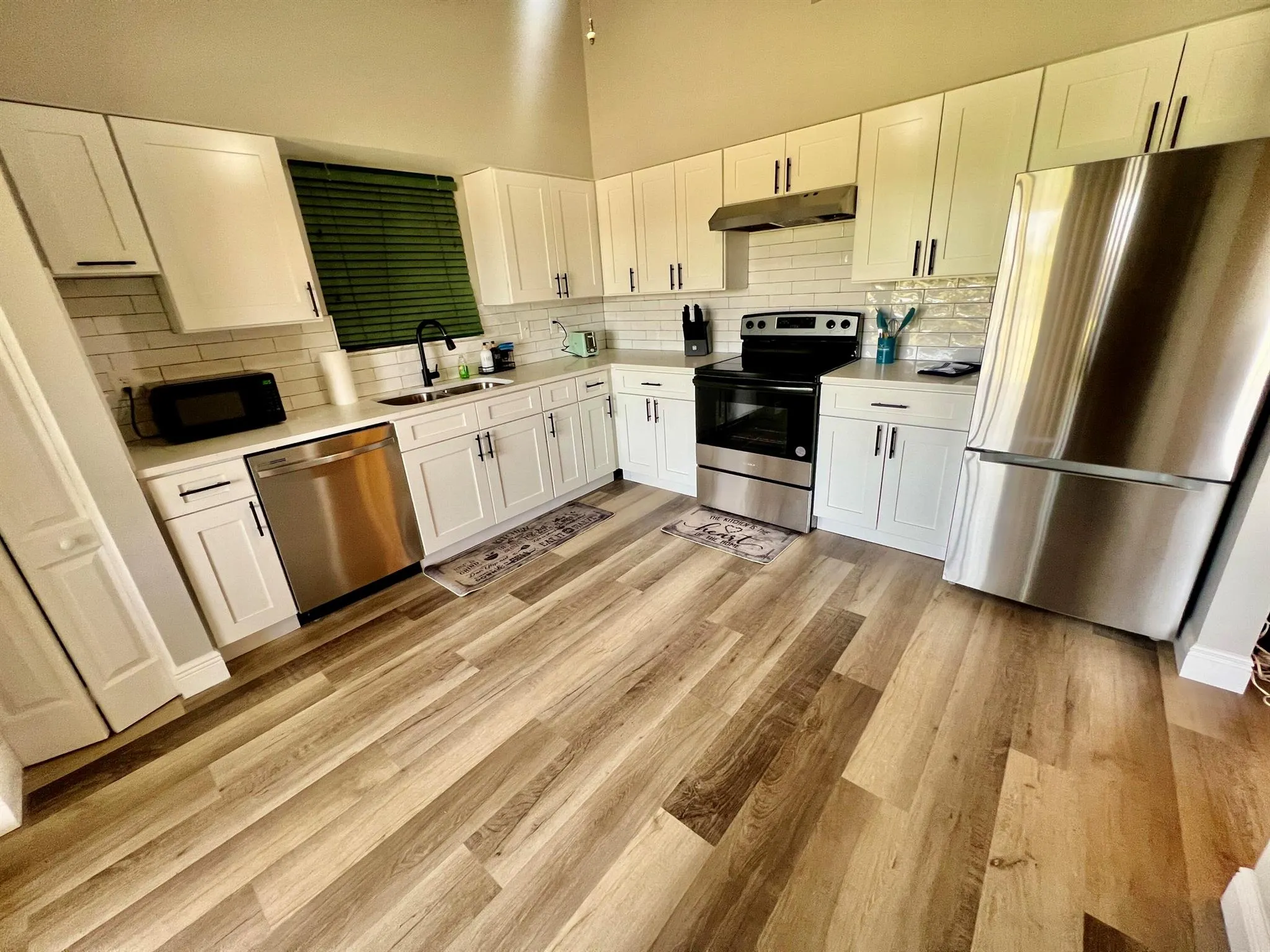 3209 S Lakeview Circle, #8206