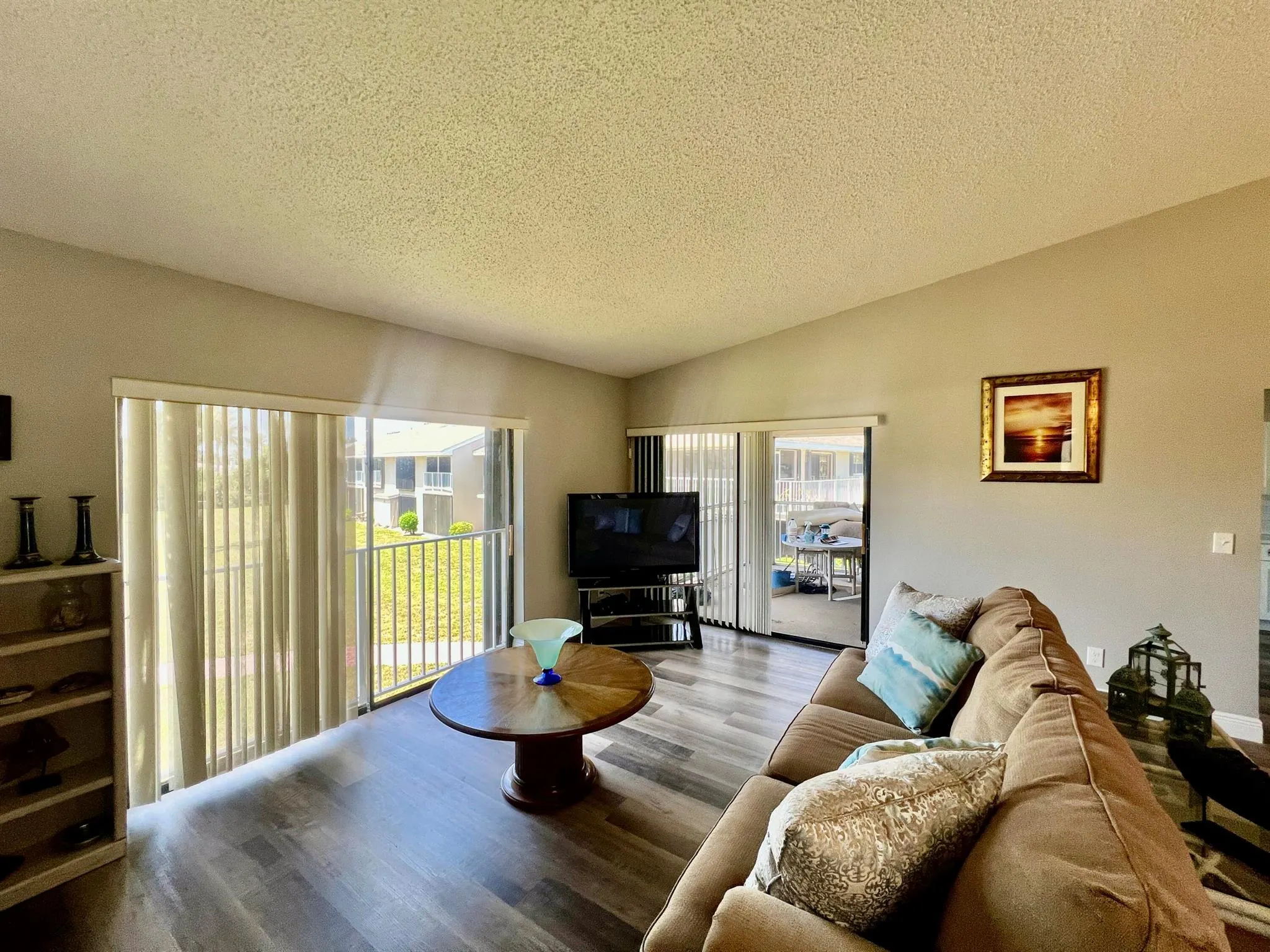 3209 S Lakeview Circle, #8206