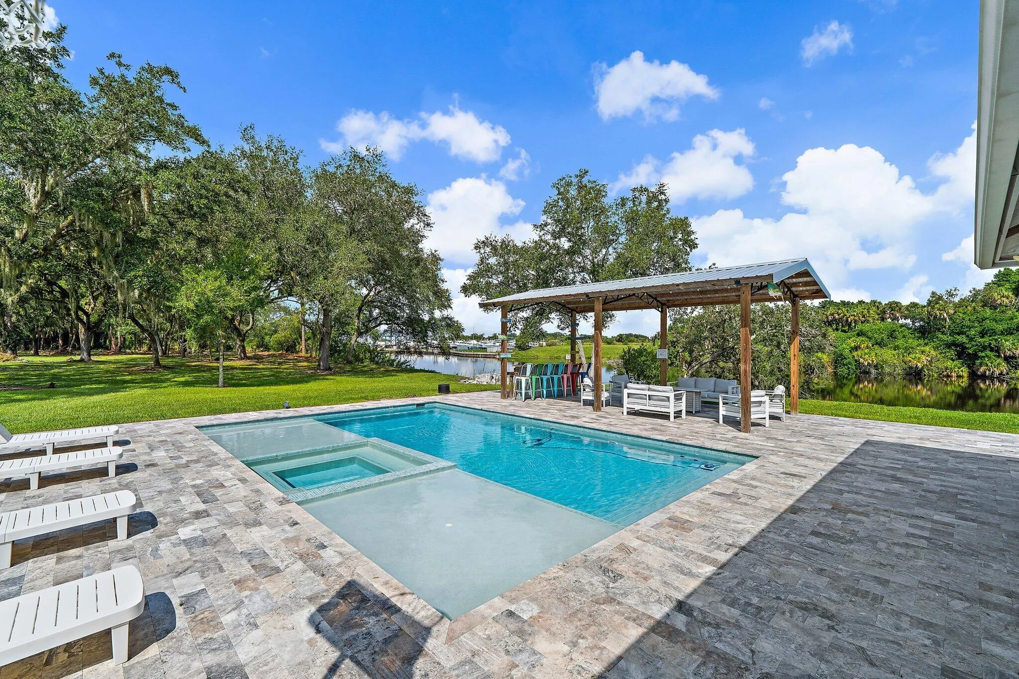12955 SW Kanner Highway
