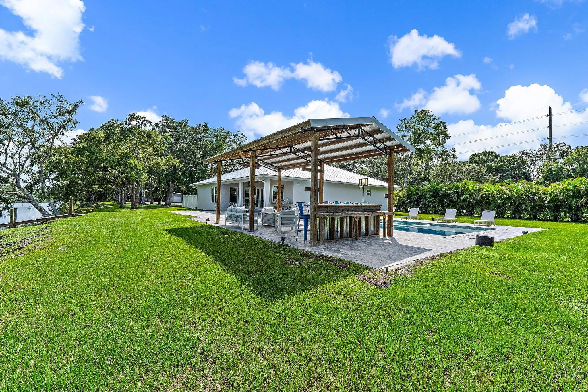 12955 SW Kanner Highway