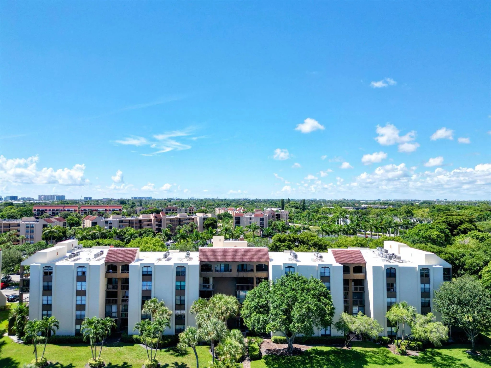 955 Egret Circle, #101