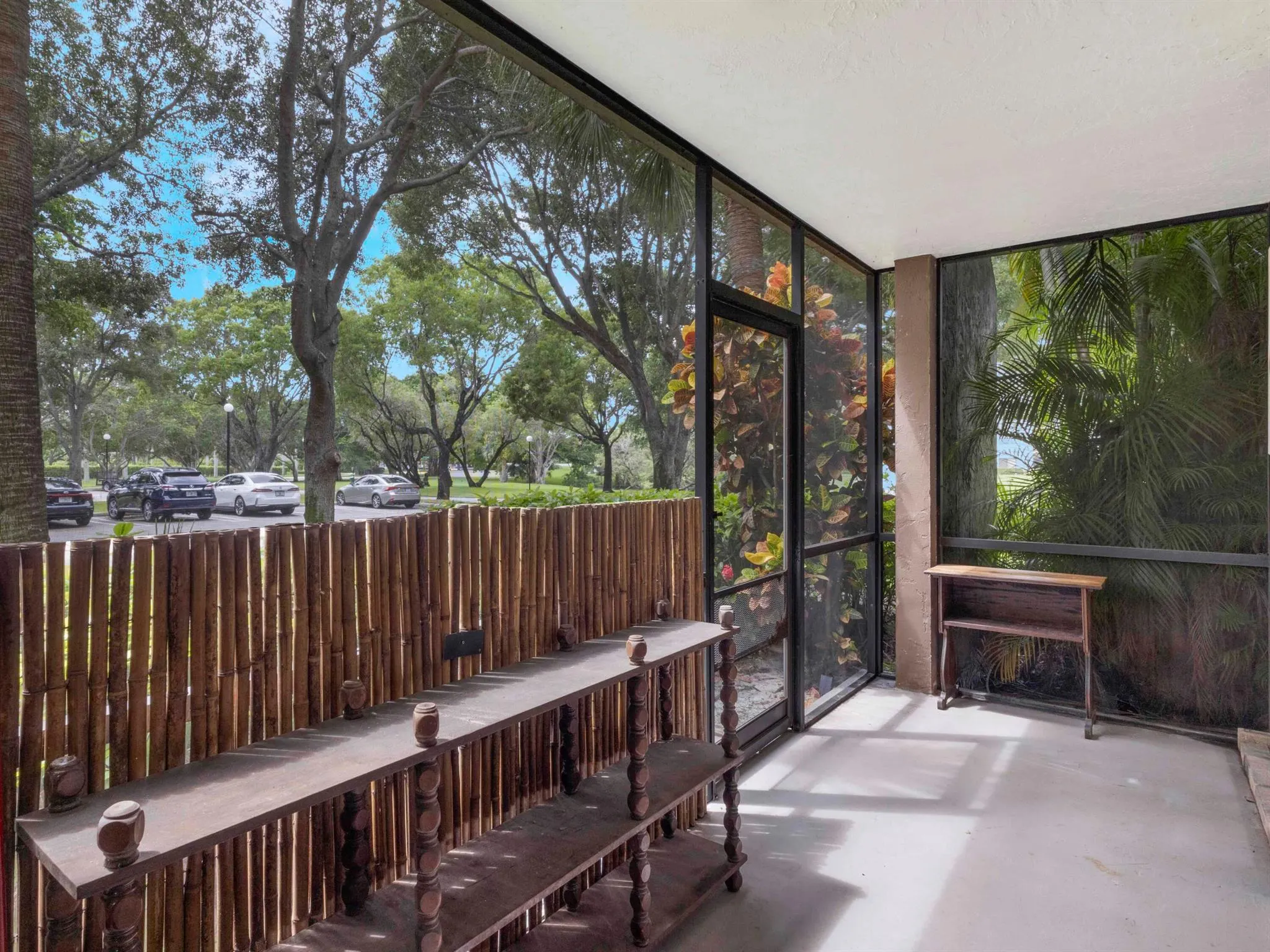 955 Egret Circle, #101