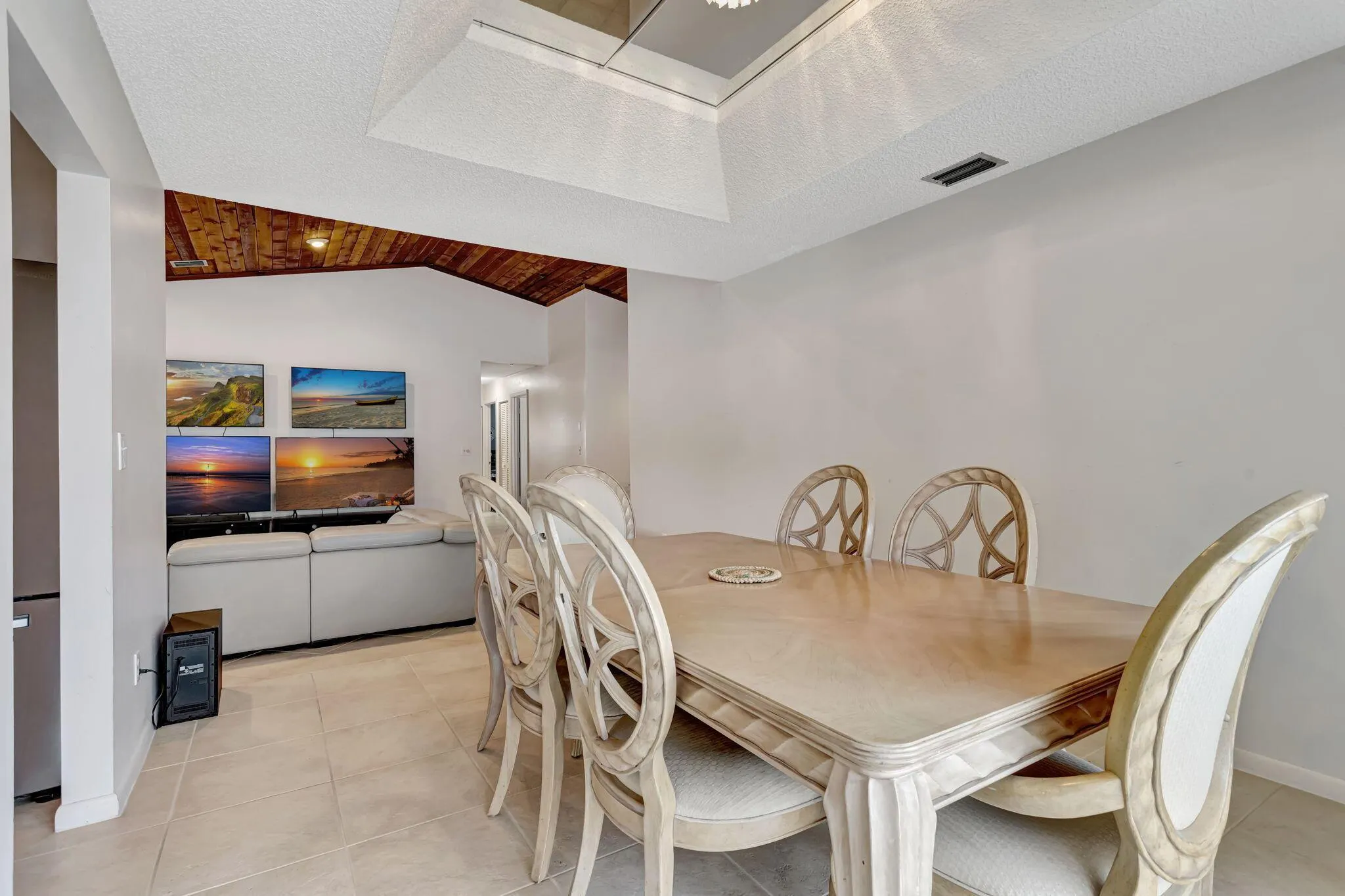 10960 NW 17th Place