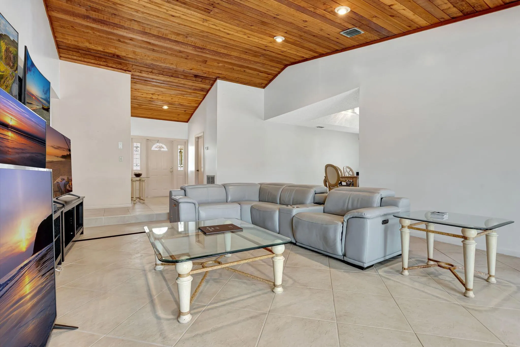 10960 NW 17th Place