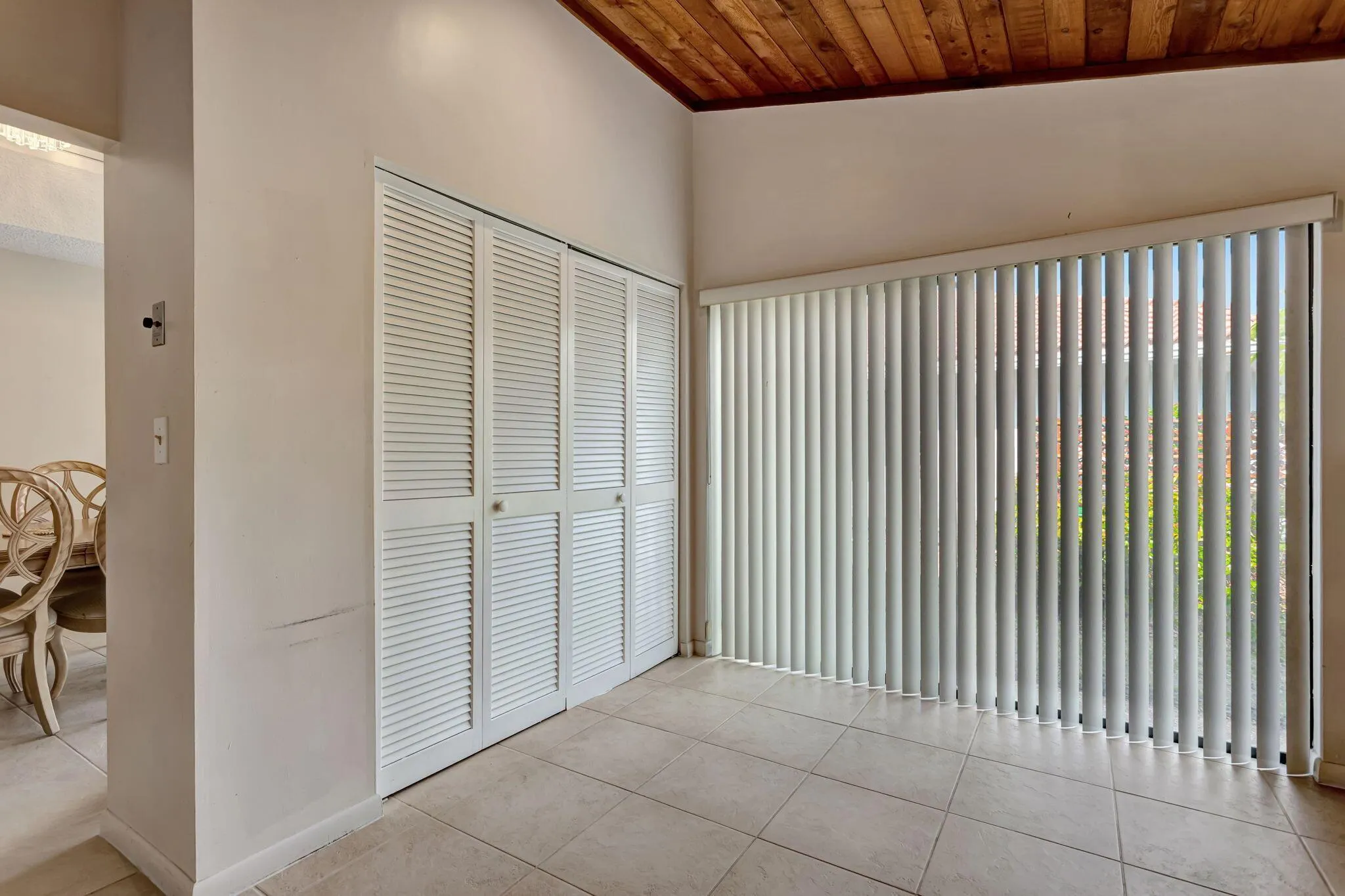 10960 NW 17th Place