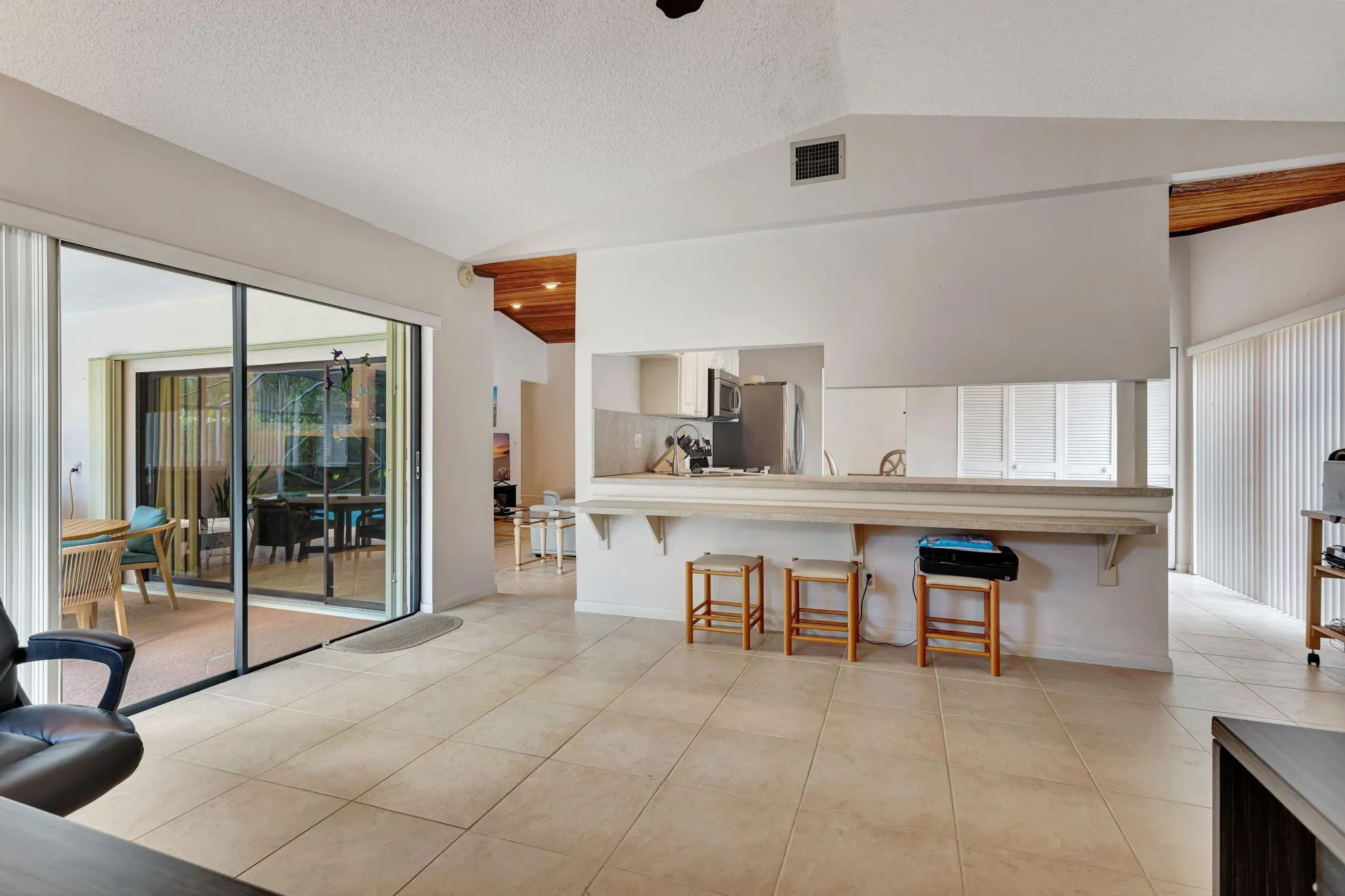 10960 NW 17th Place
