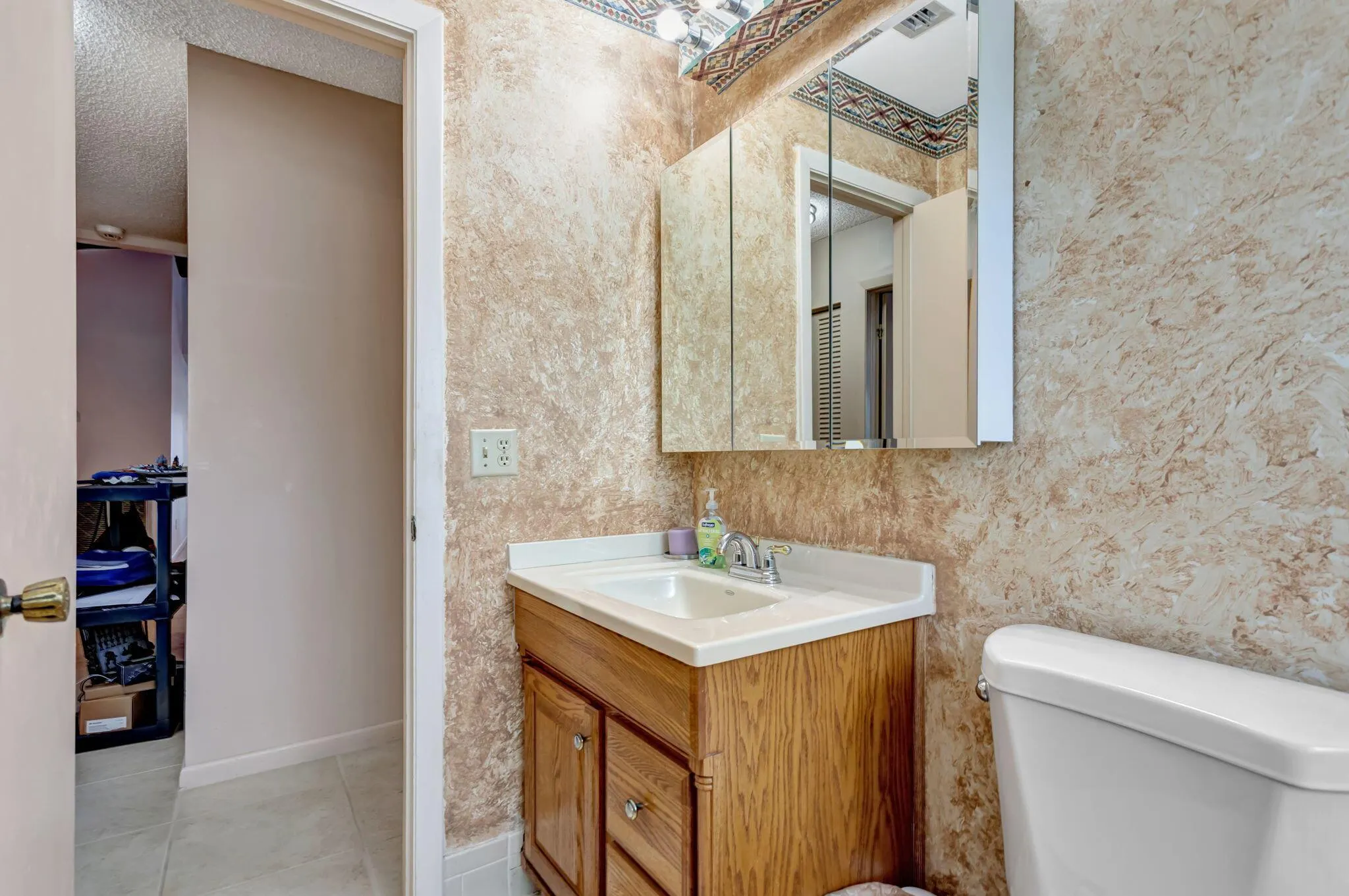 10960 NW 17th Place