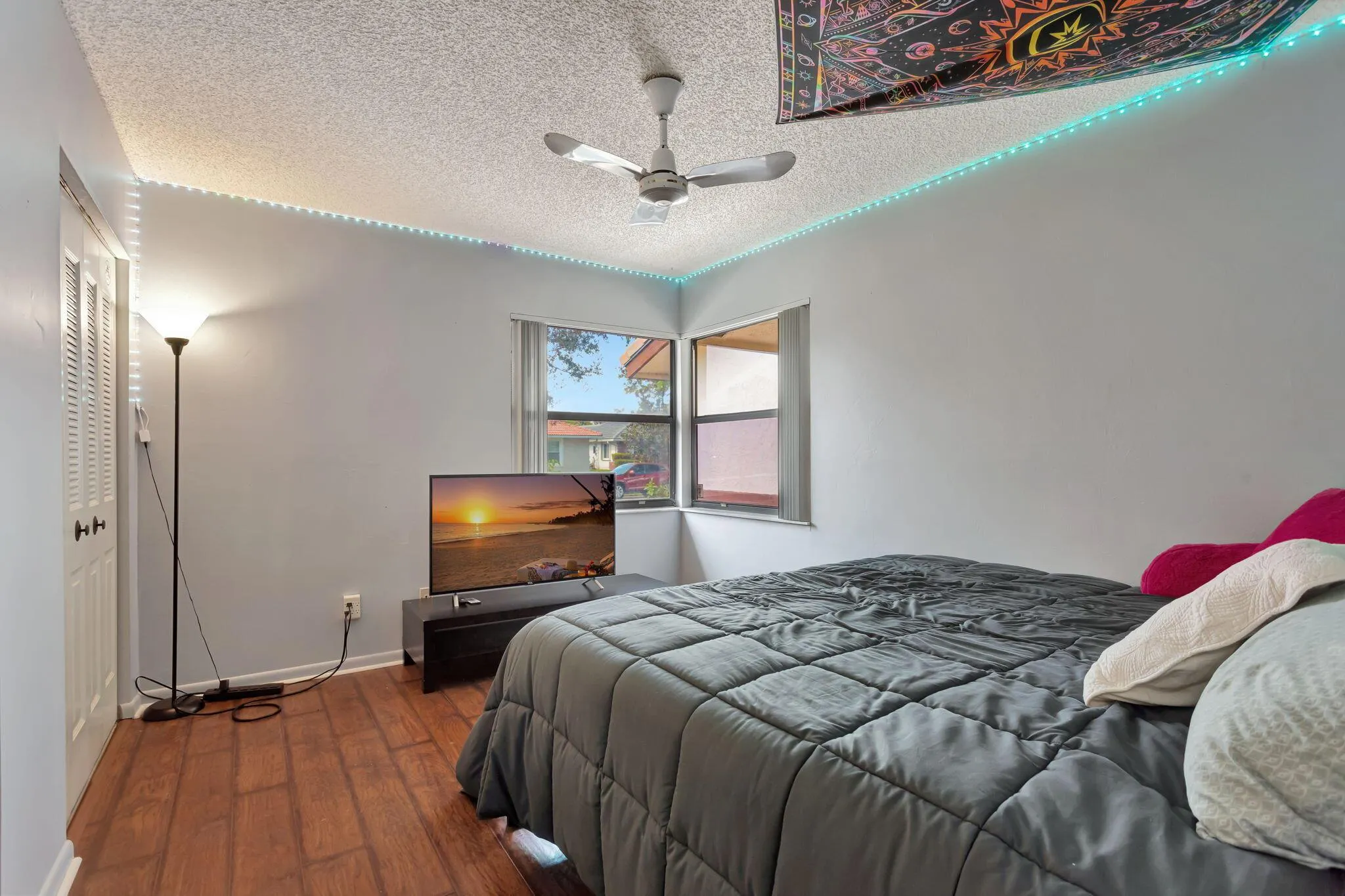 10960 NW 17th Place