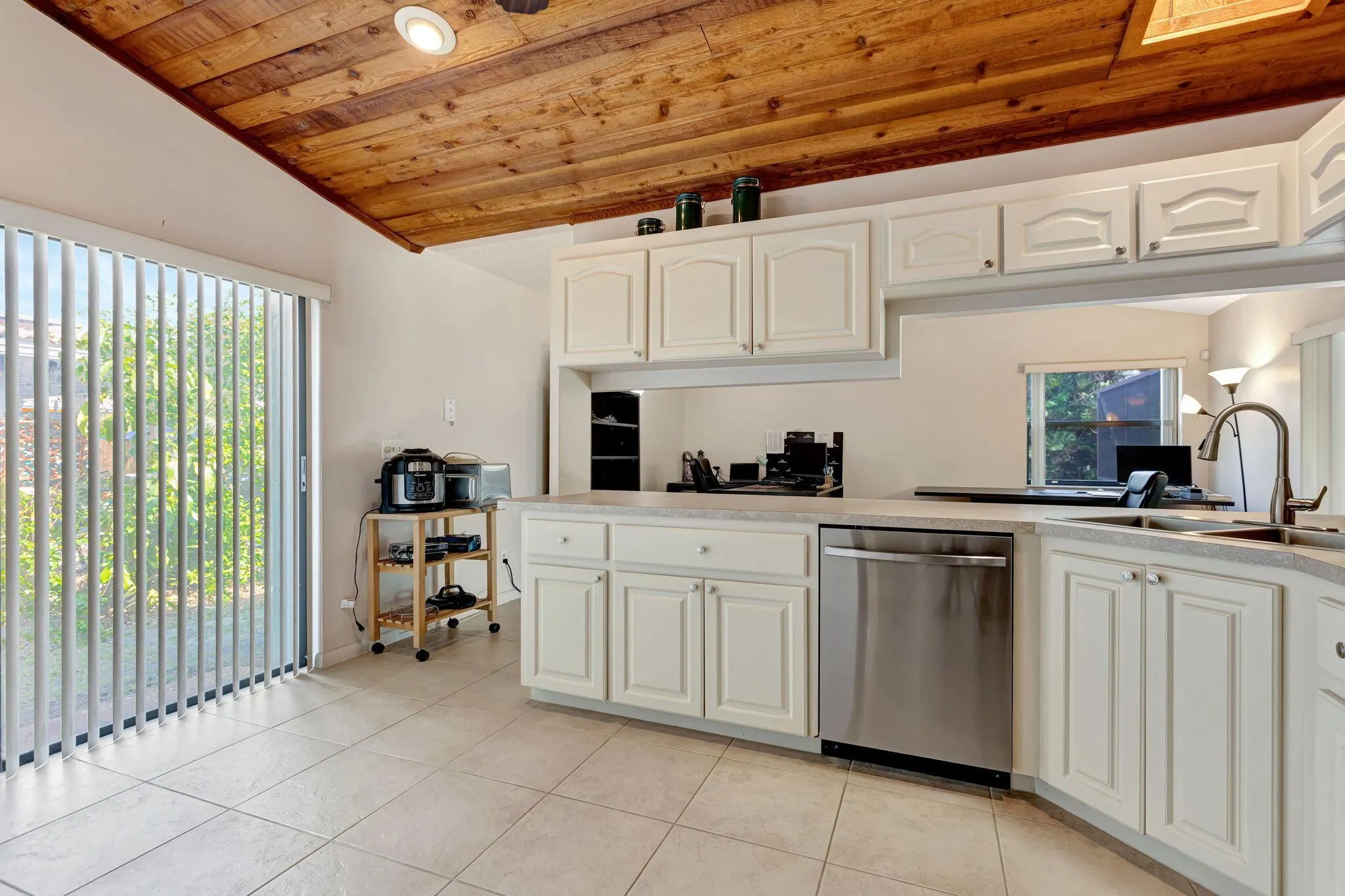 10960 NW 17th Place