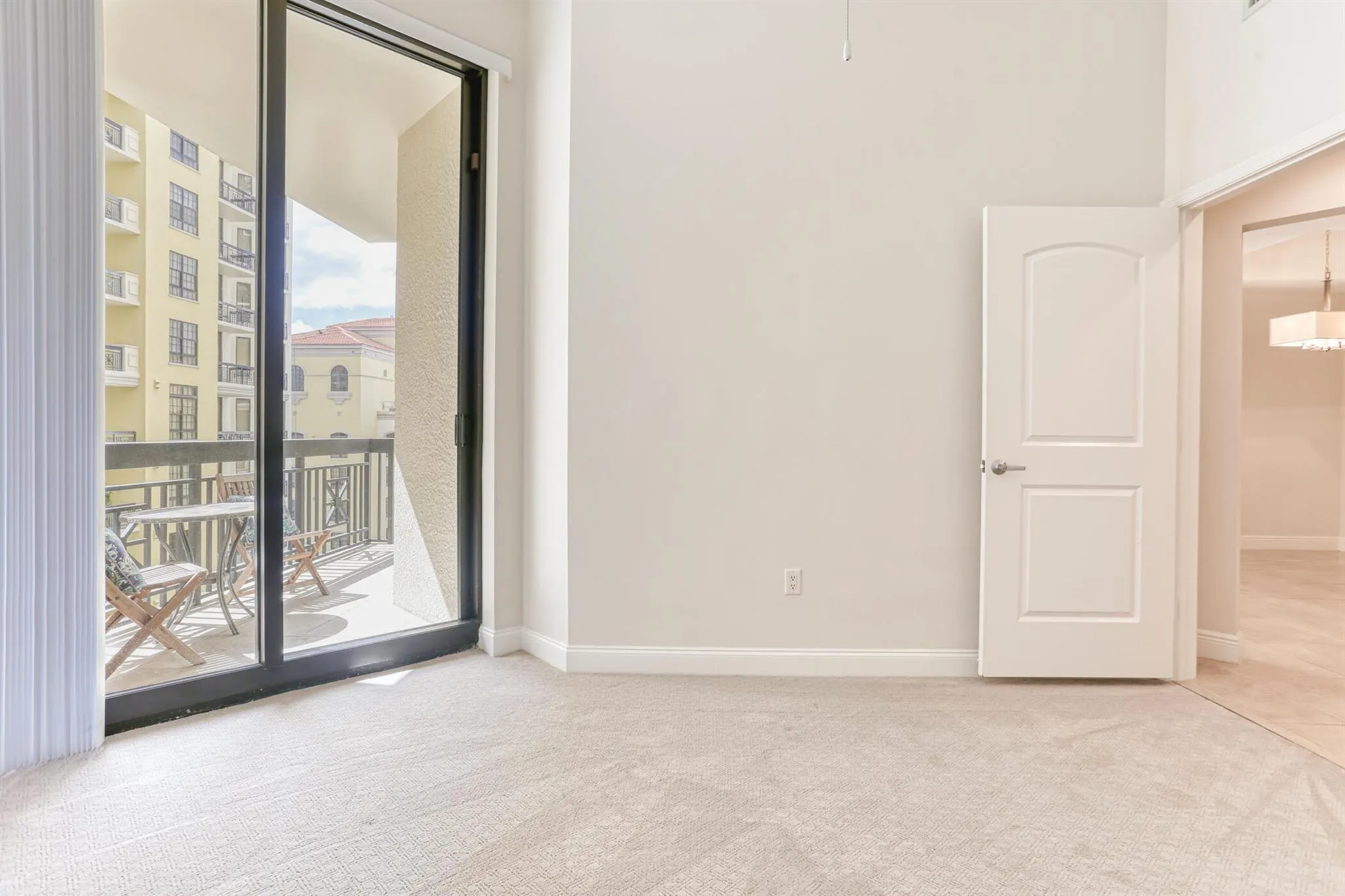 701 S Olive Avenue, #1507