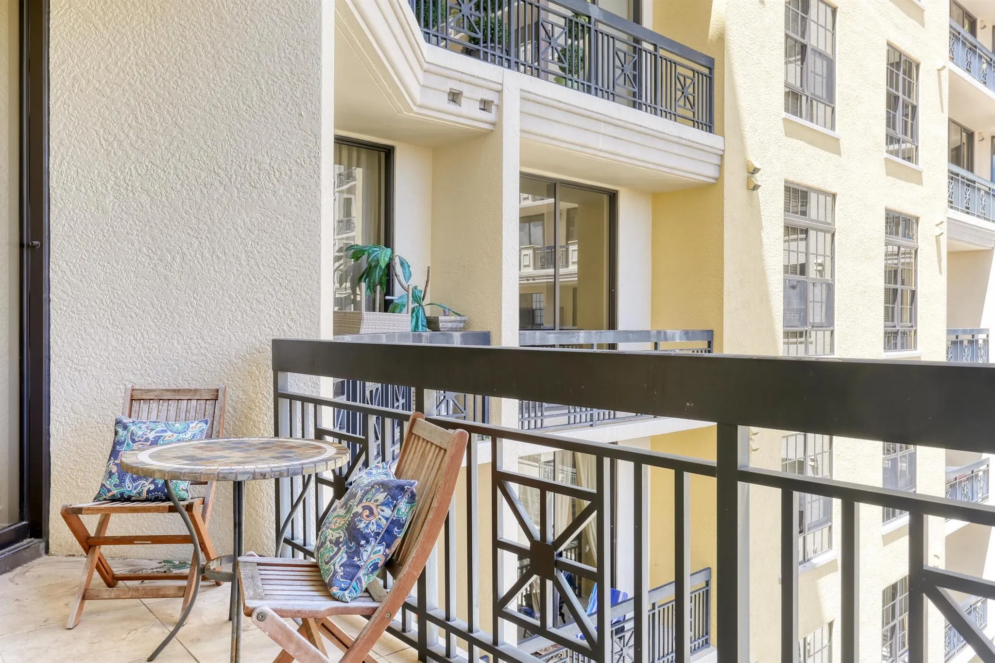 701 S Olive Avenue, #1507