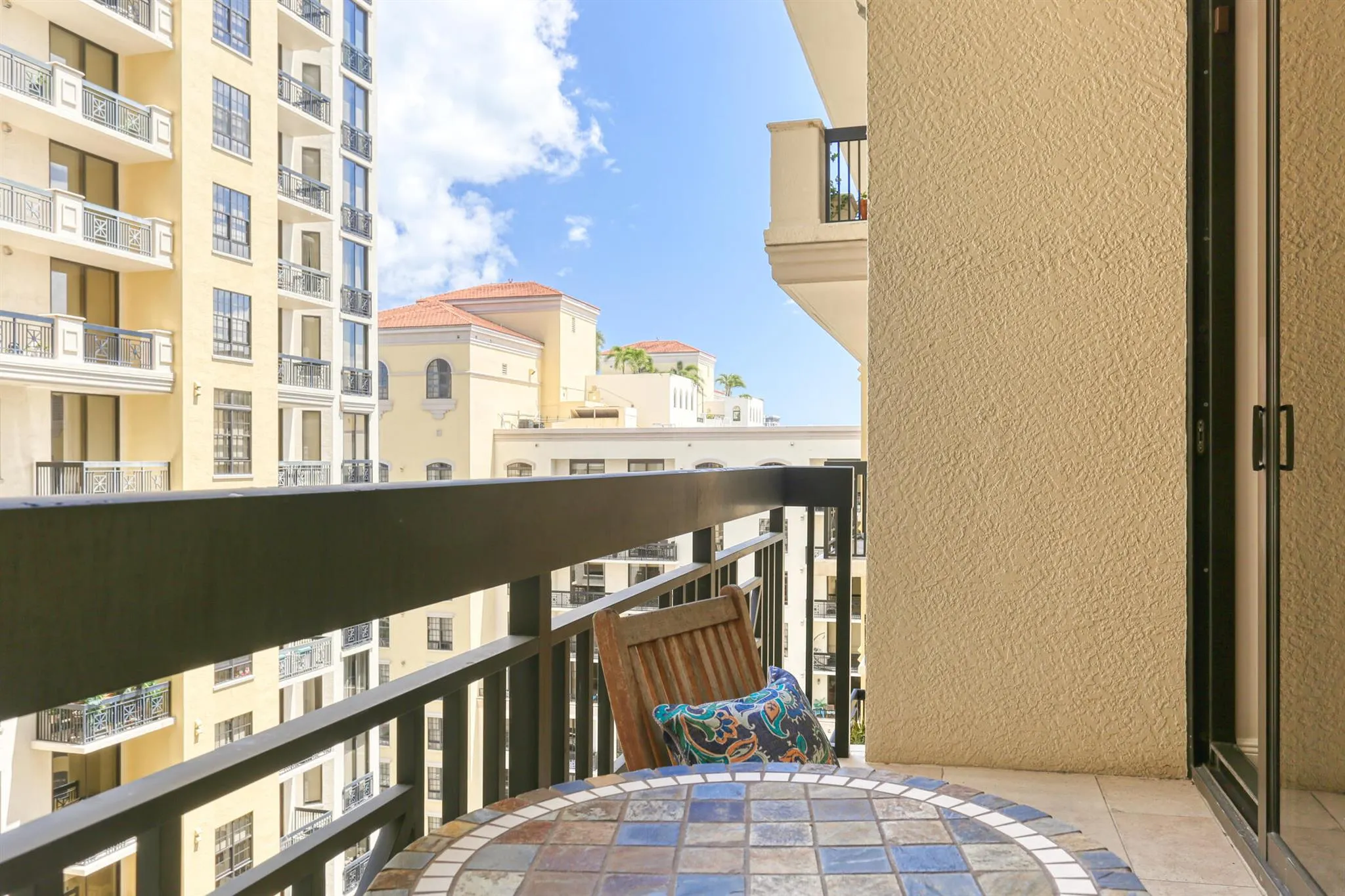 701 S Olive Avenue, #1507