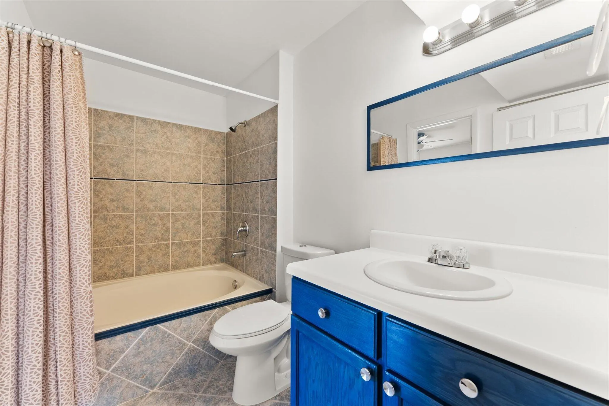 4807 Via Palm Lakes, #1522