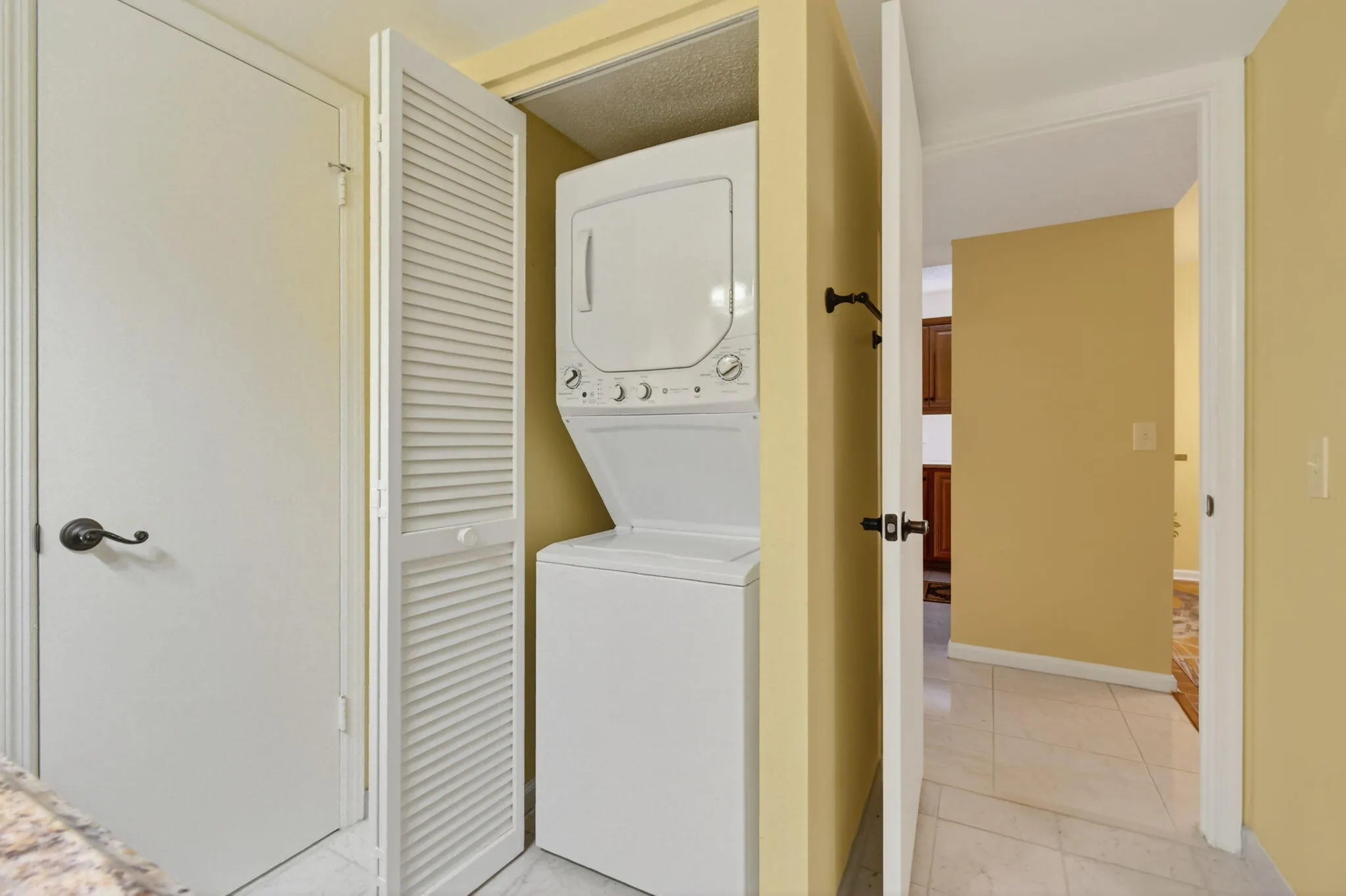 10155 Mangrove Drive, #101