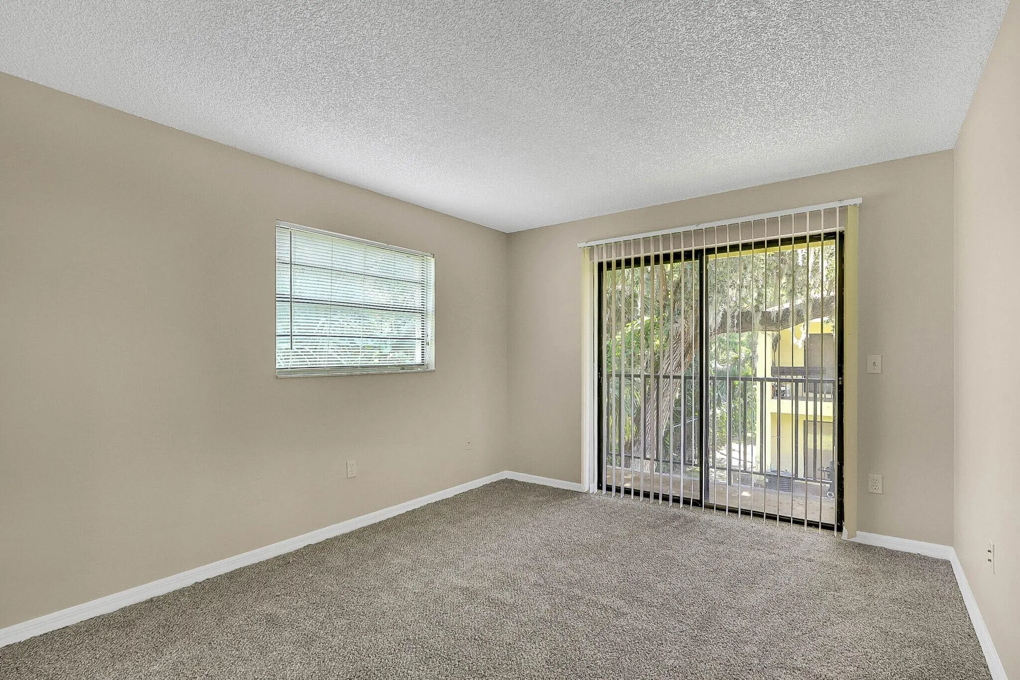 1803 S Parrott Avenue, #E202