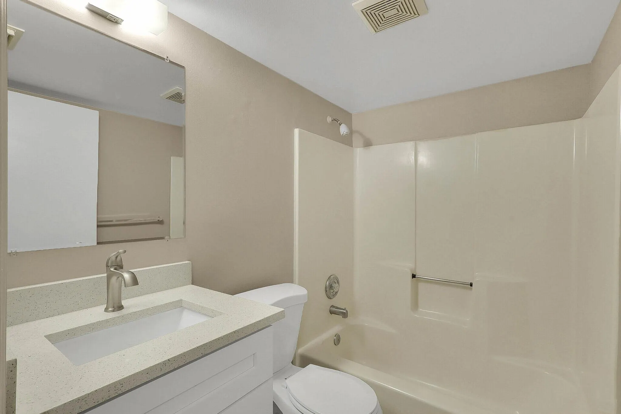 1803 S Parrott Avenue, #E202