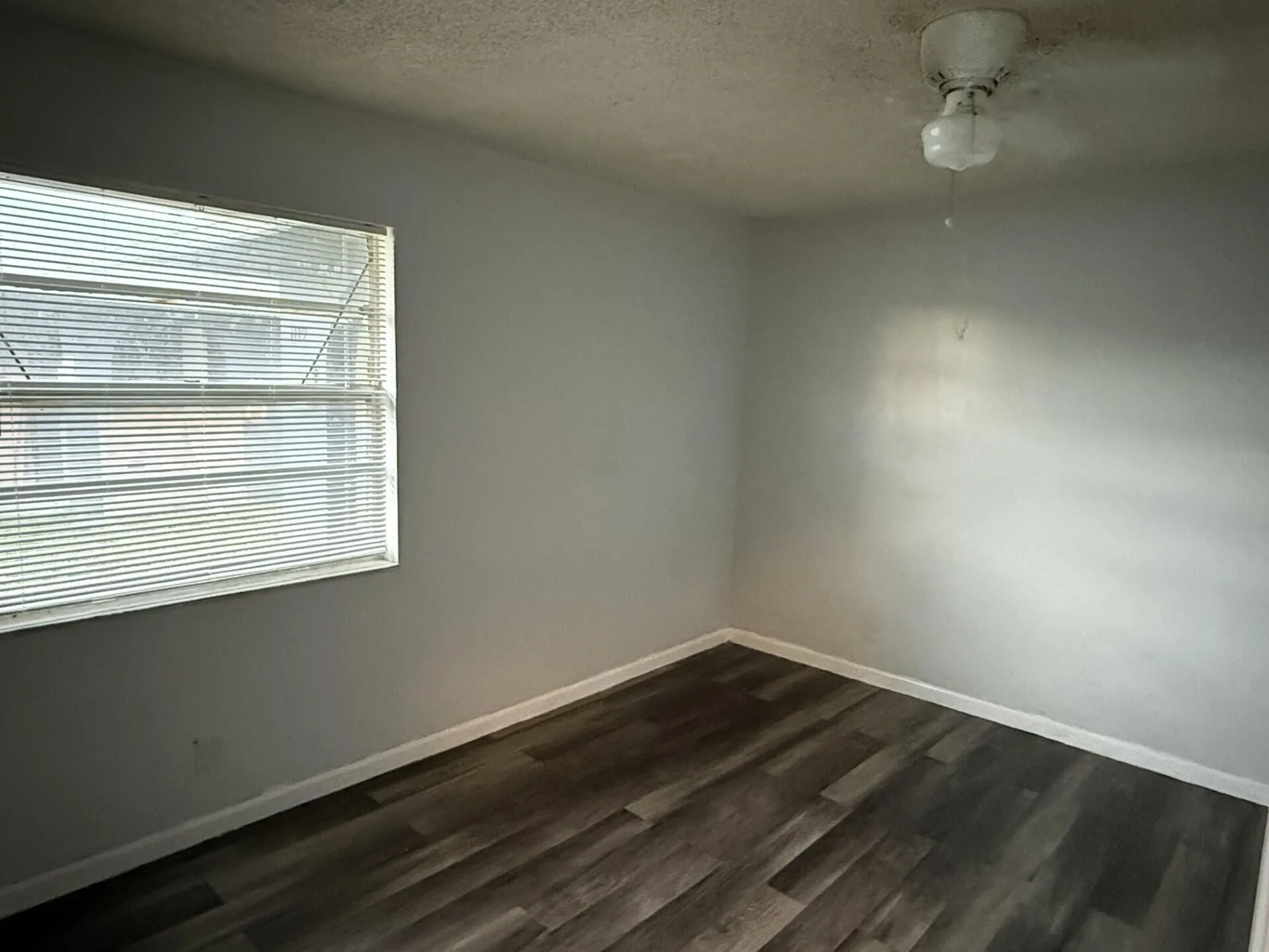 1110 S H Street, #1110