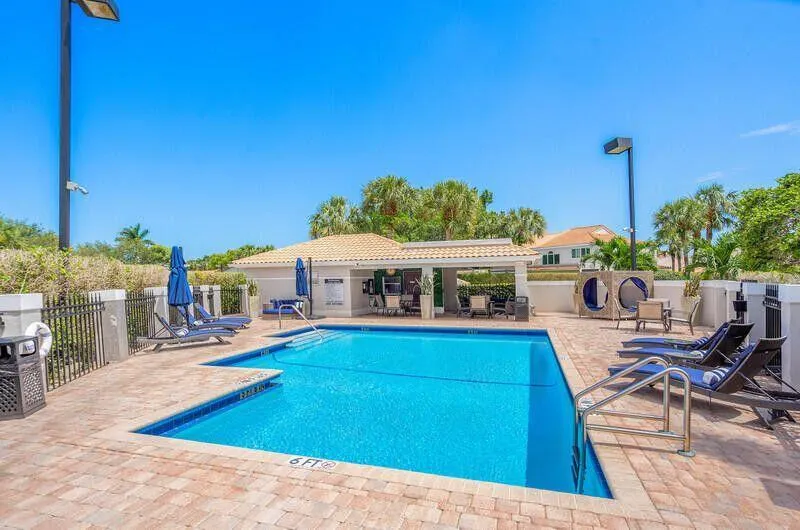 10489 Mateo Court