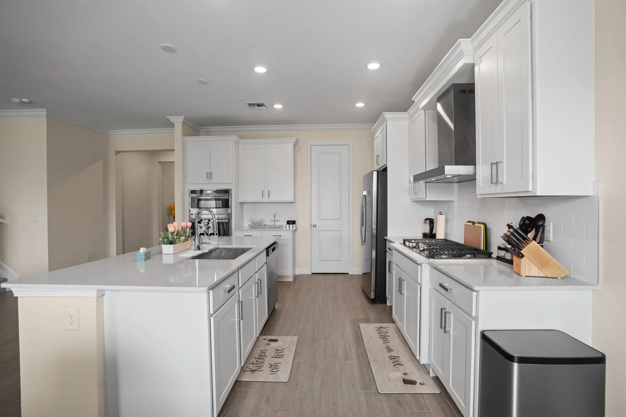 1120 Haywagon Trail