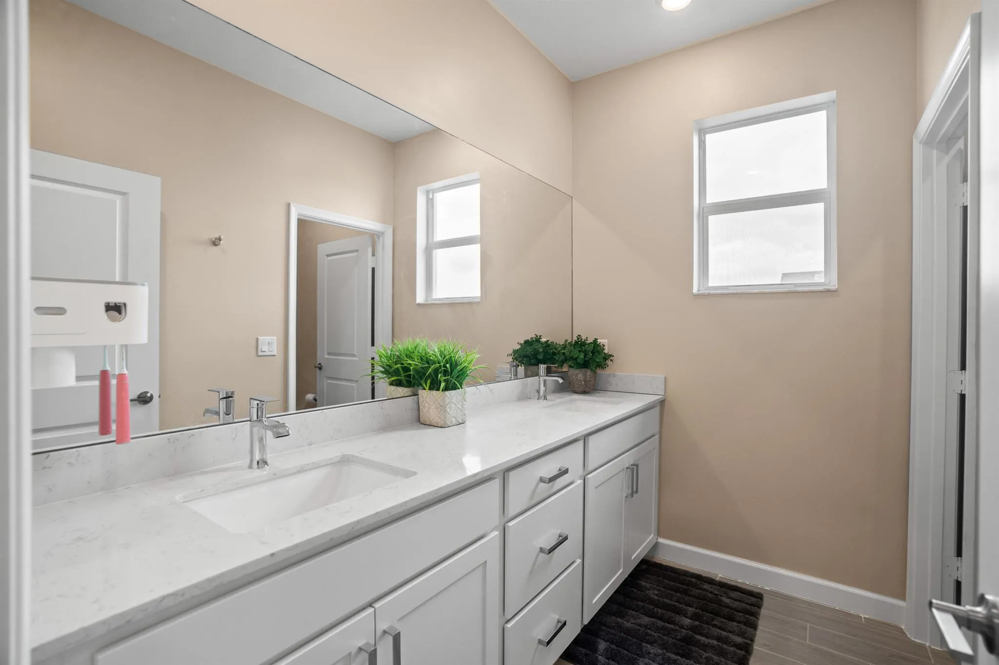 1120 Haywagon Trail