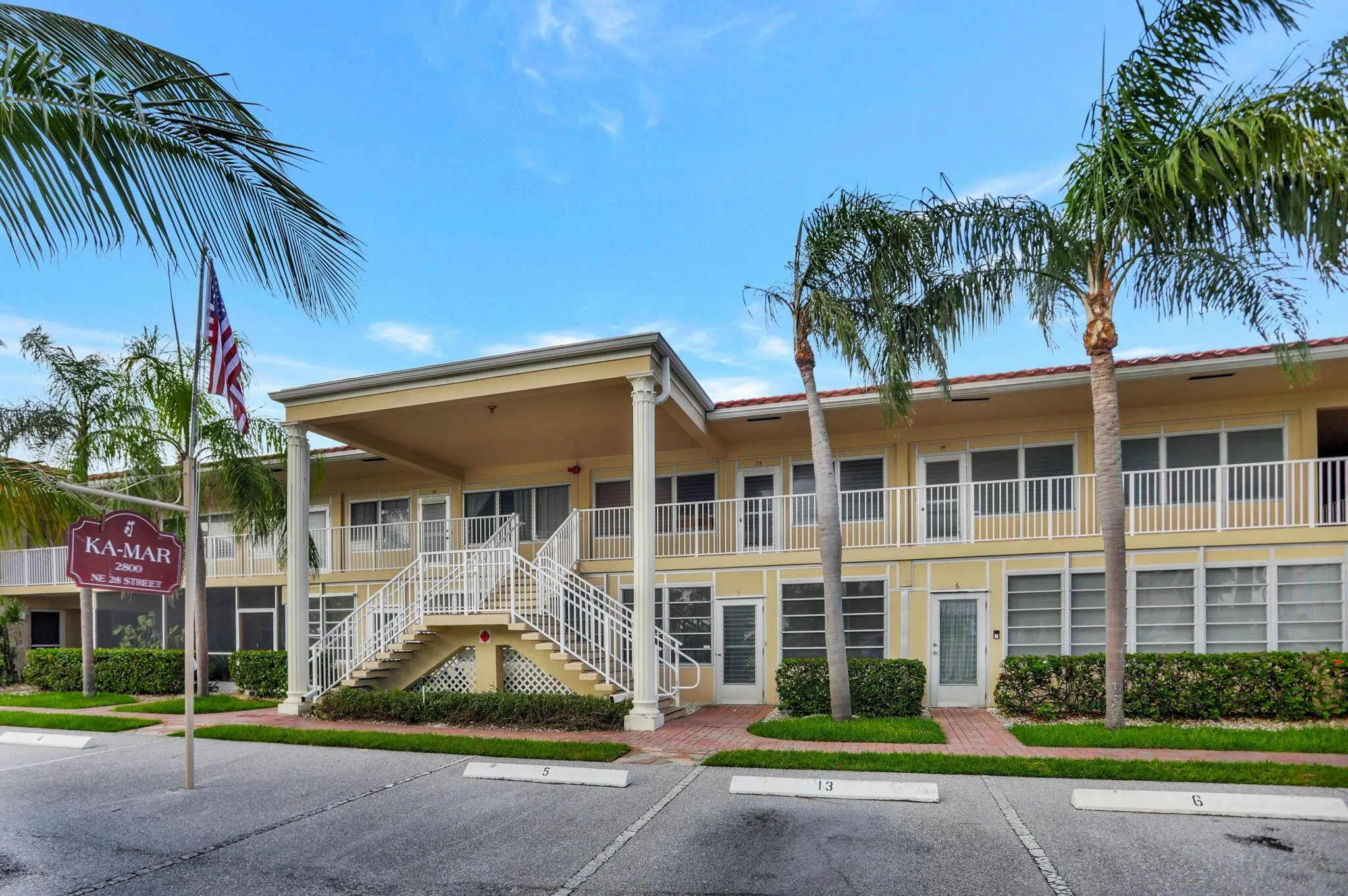 2800 NE 28th Street, #7