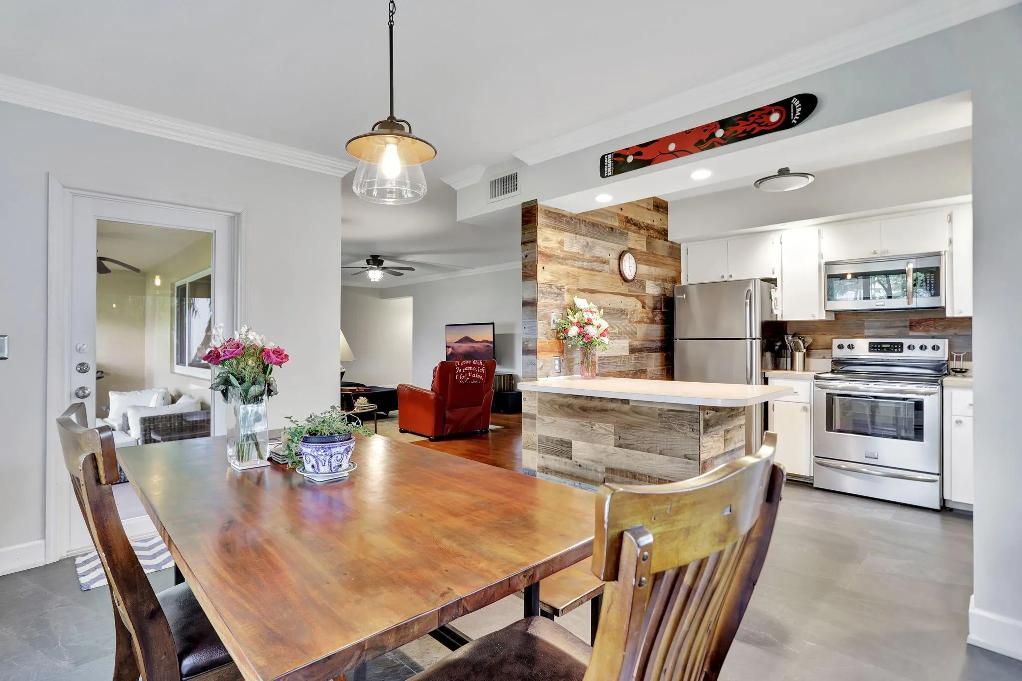 2800 NE 28th Street, #7