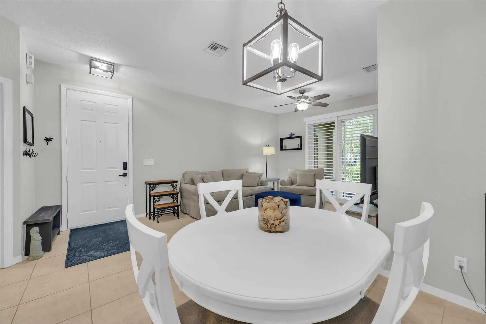 4911 Bonsai Circle, #111