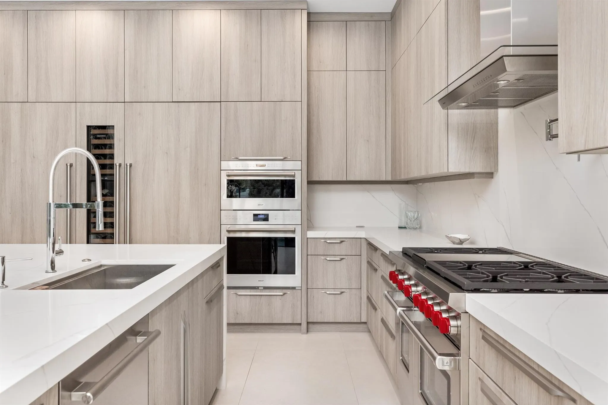 753 Park Drive W