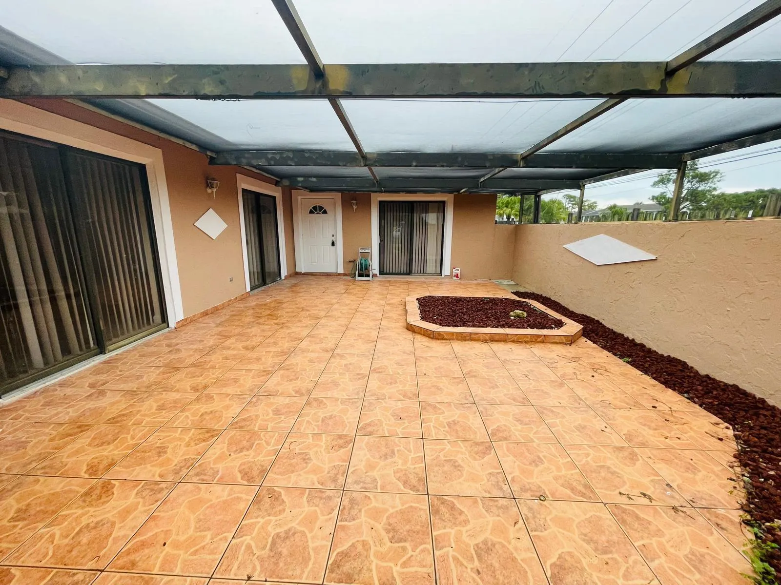 4758 Sunny Palm Circle, #A