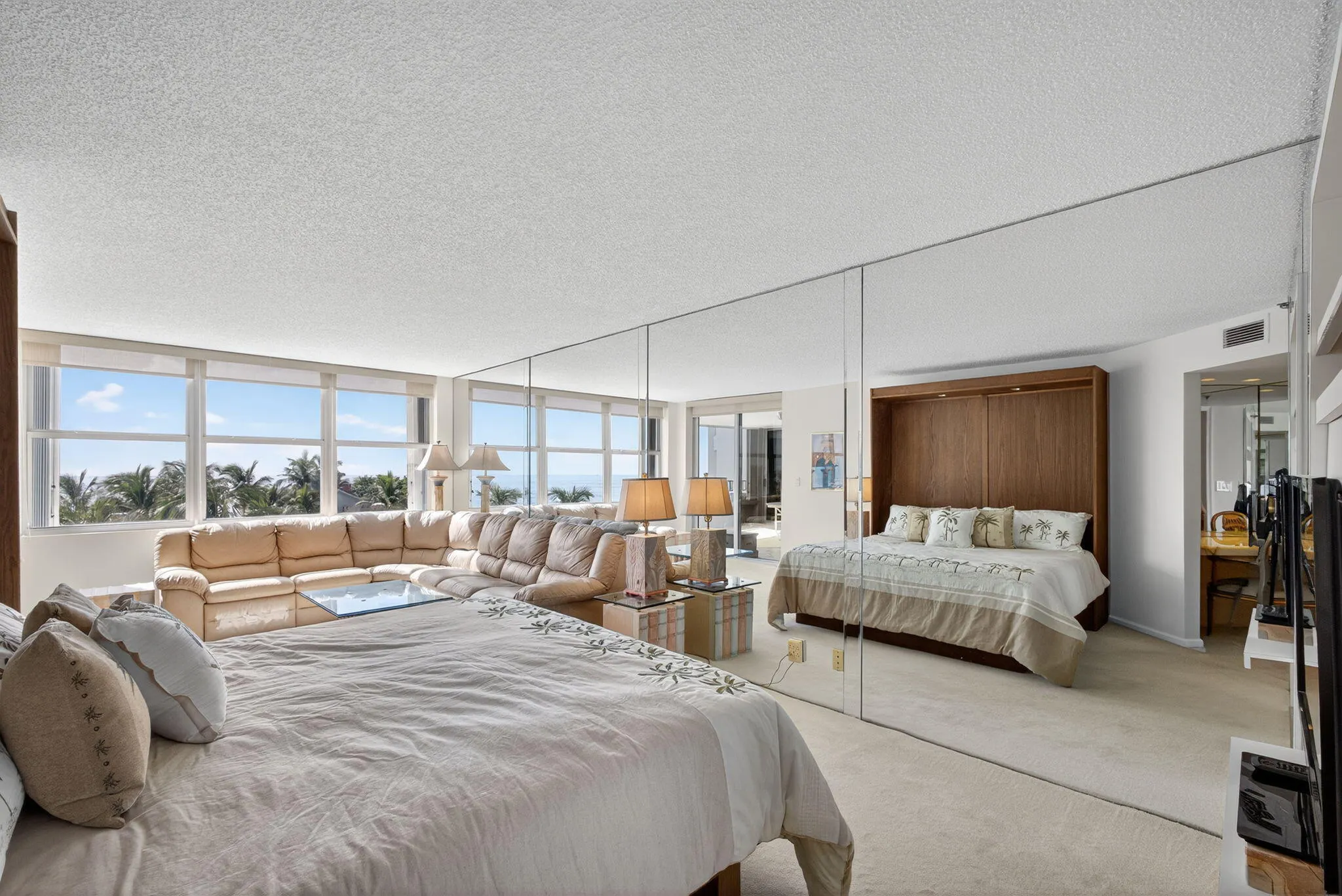 5200 N Ocean Drive, #404