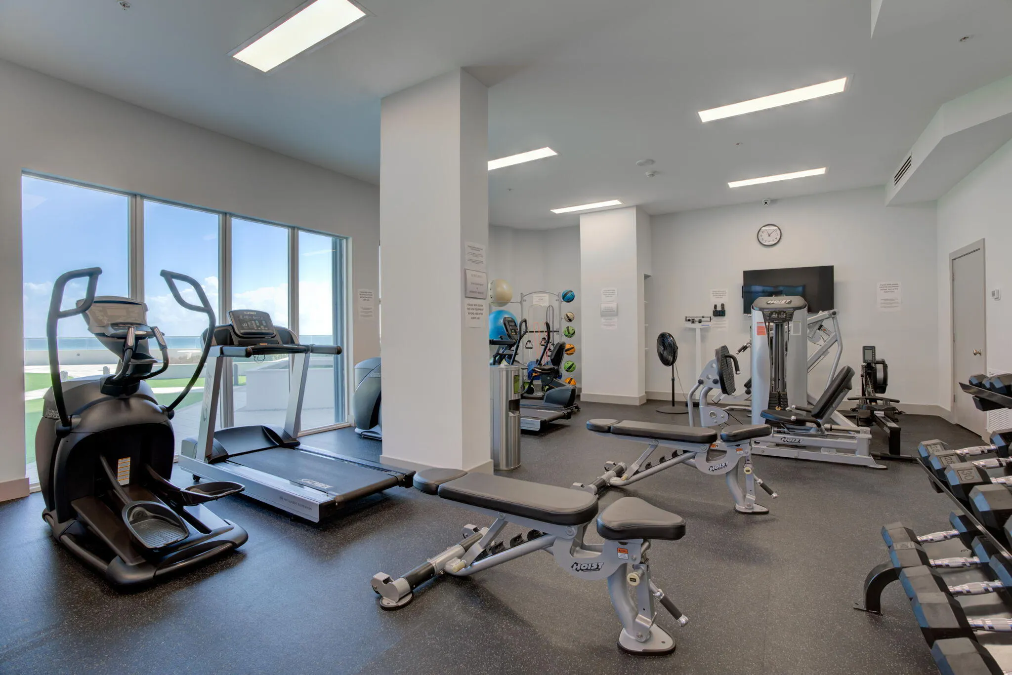 5200 N Ocean Drive, #404