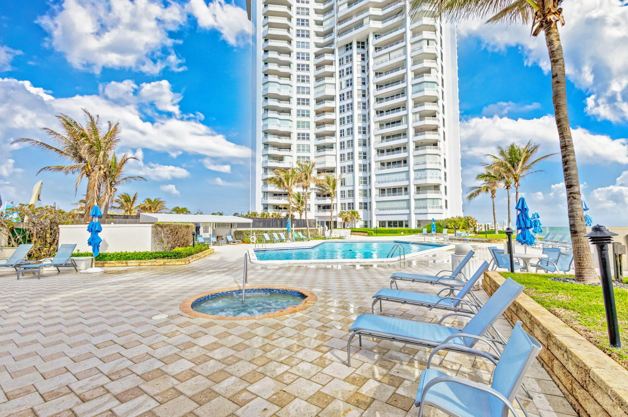 5200 N Ocean Drive, #404