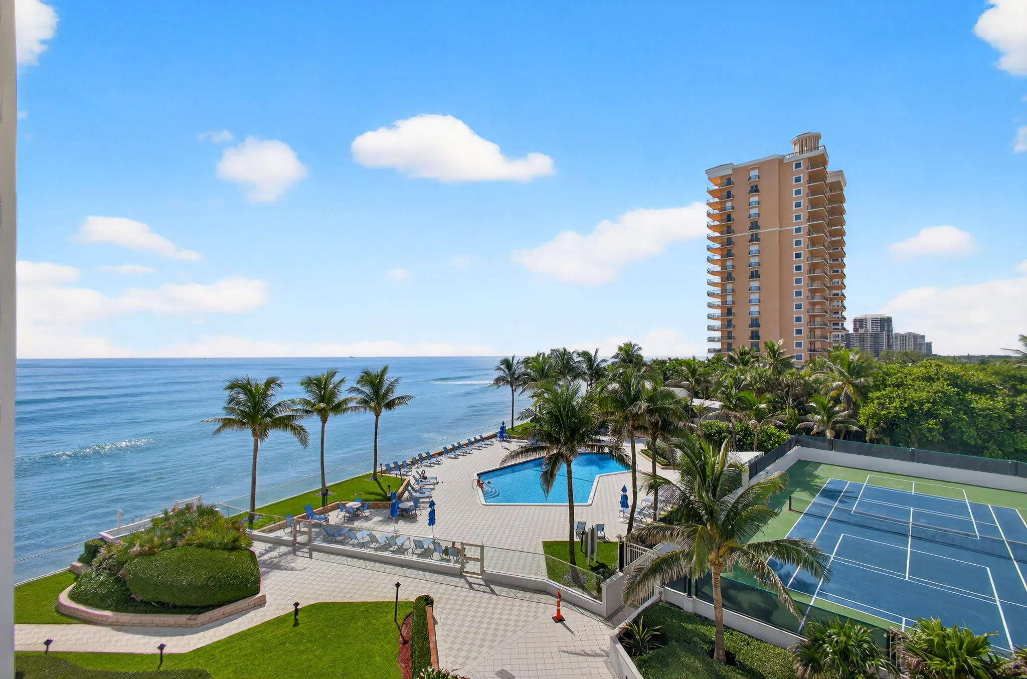 5200 N Ocean Drive, #404