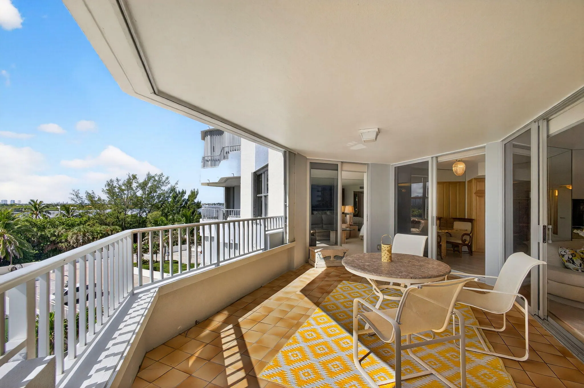 5200 N Ocean Drive, #404
