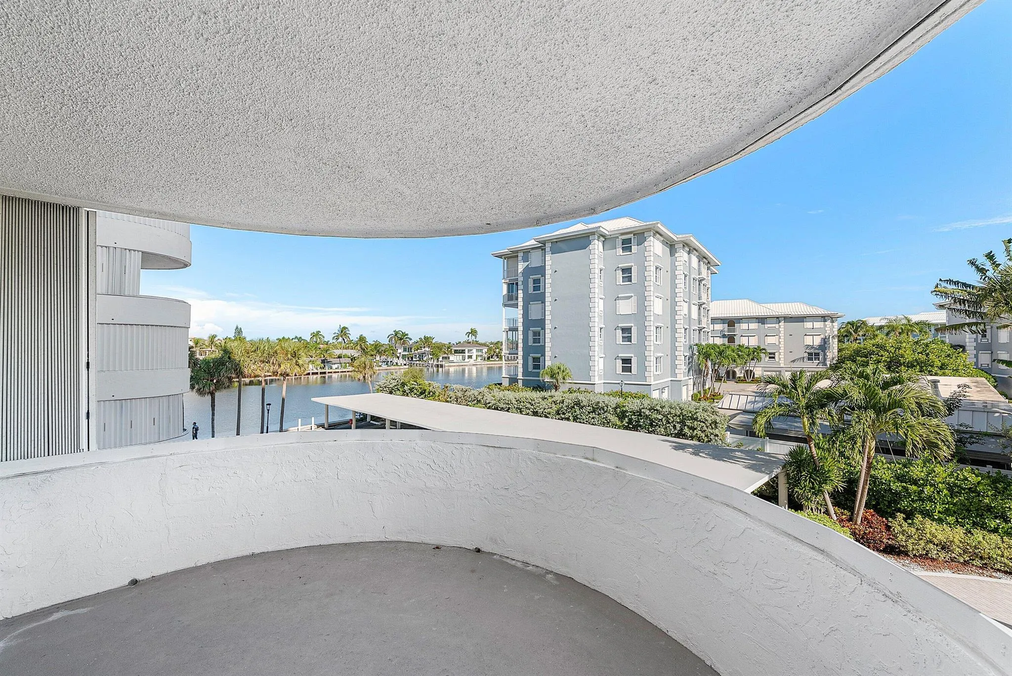 2200 S Ocean Boulevard, #304