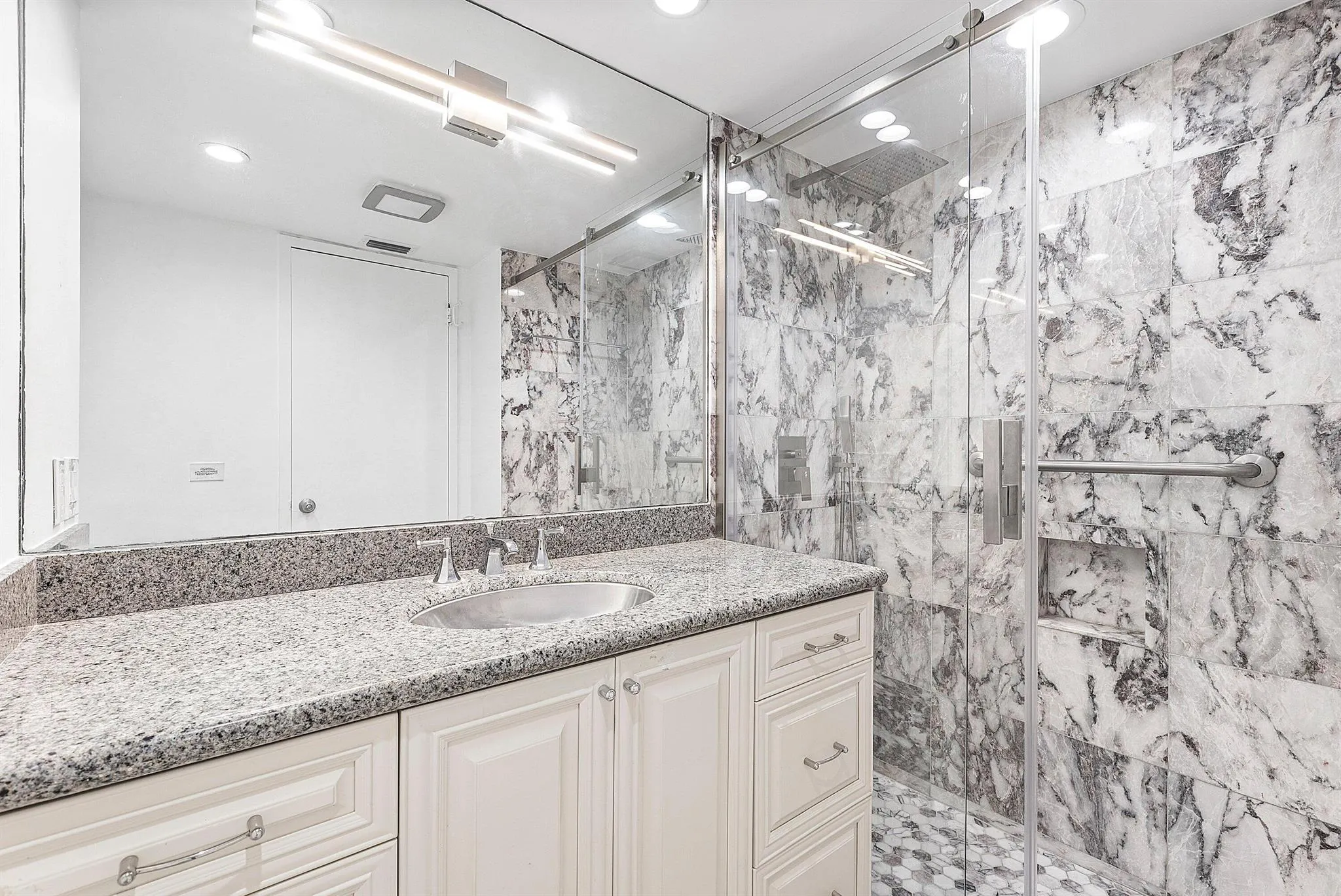2200 S Ocean Boulevard, #304