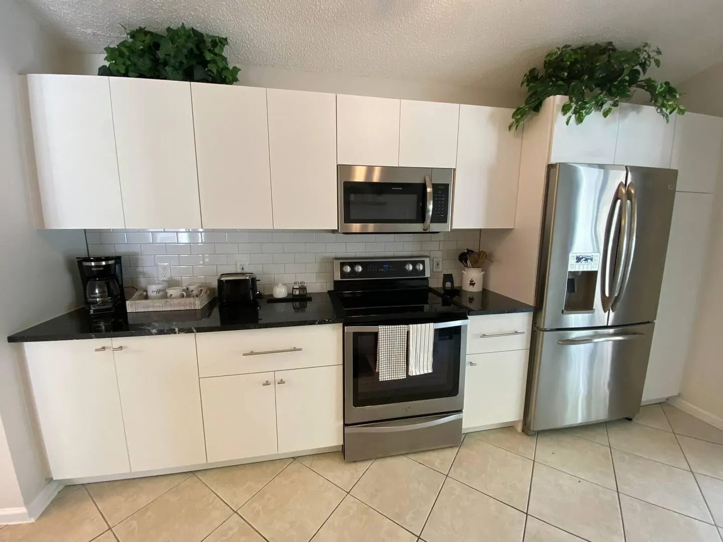 8745 Sol Terrace