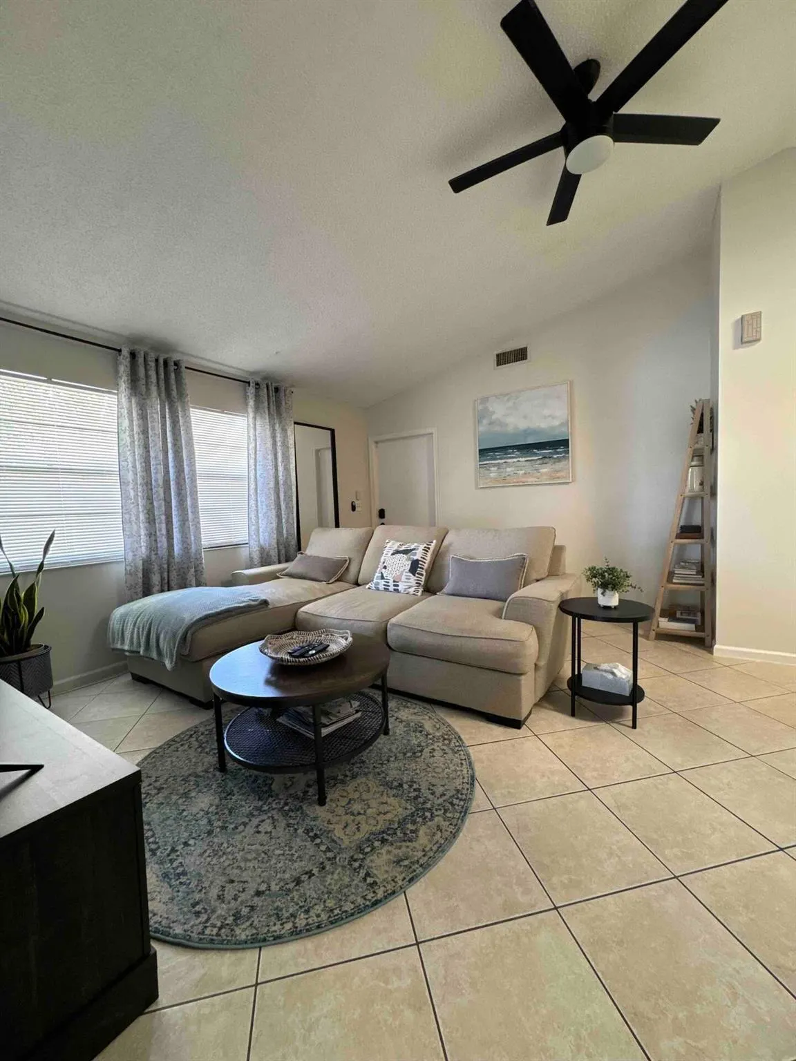 8745 Sol Terrace