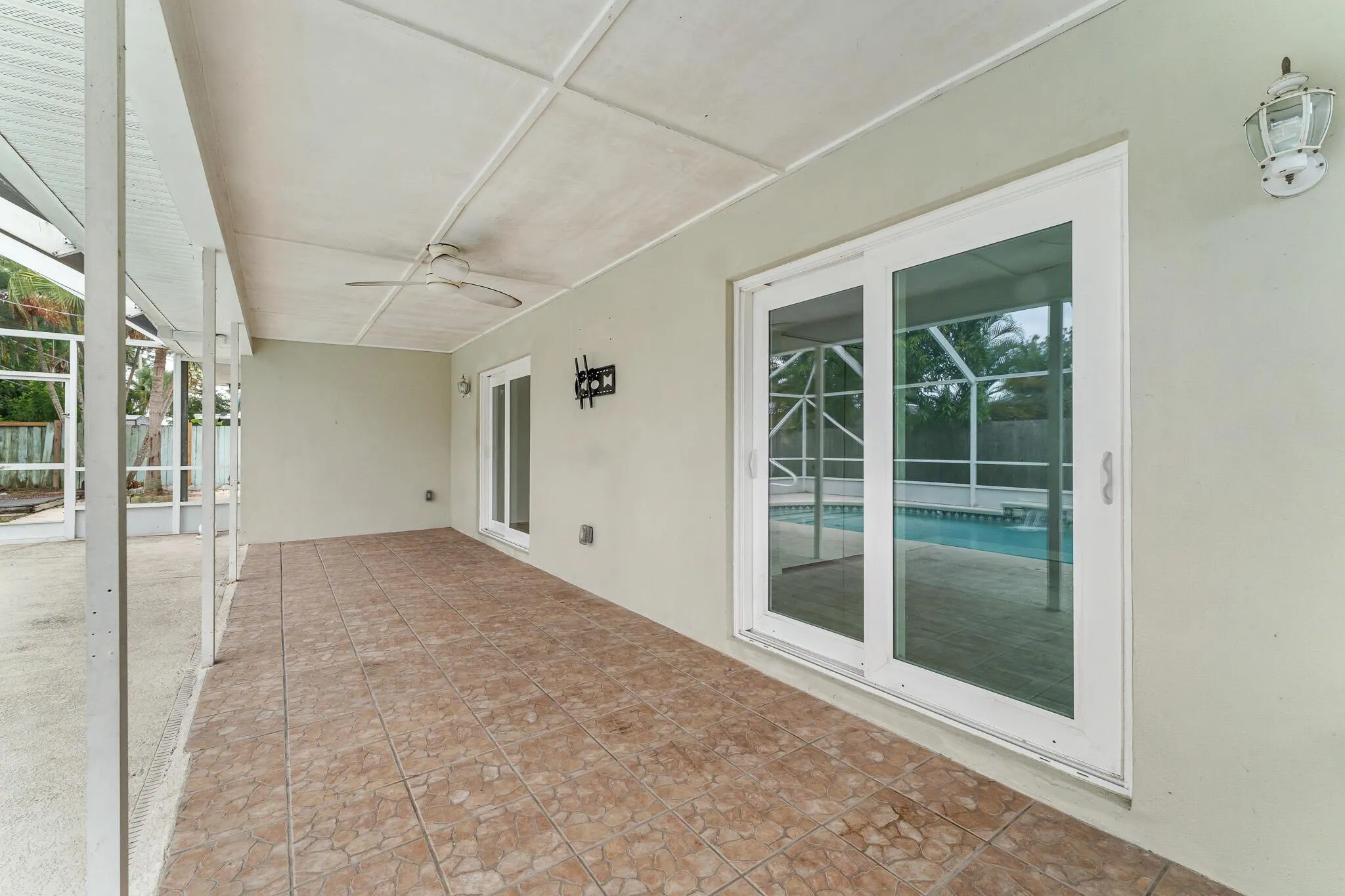 573 SE Floresta Drive