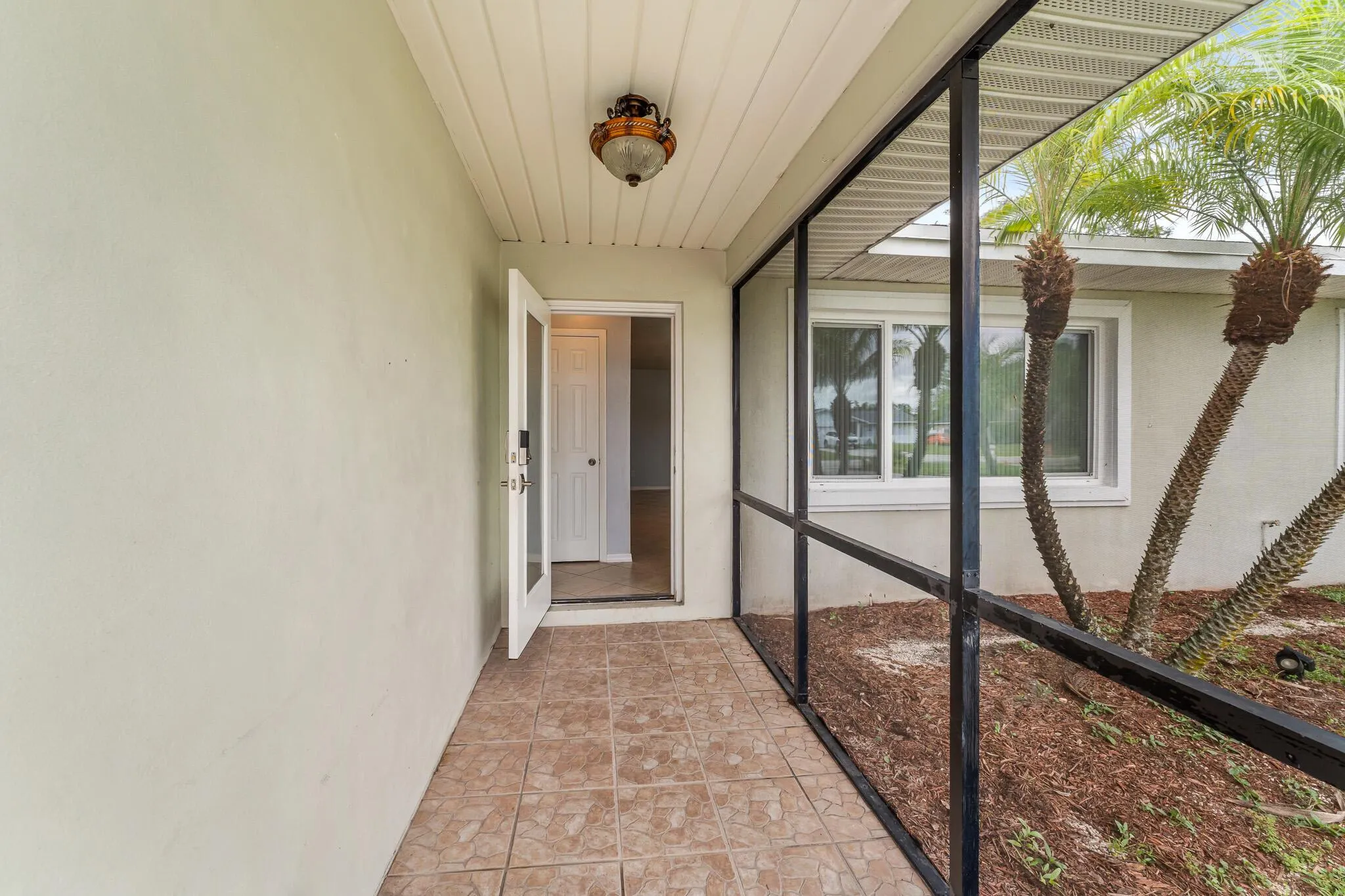 573 SE Floresta Drive