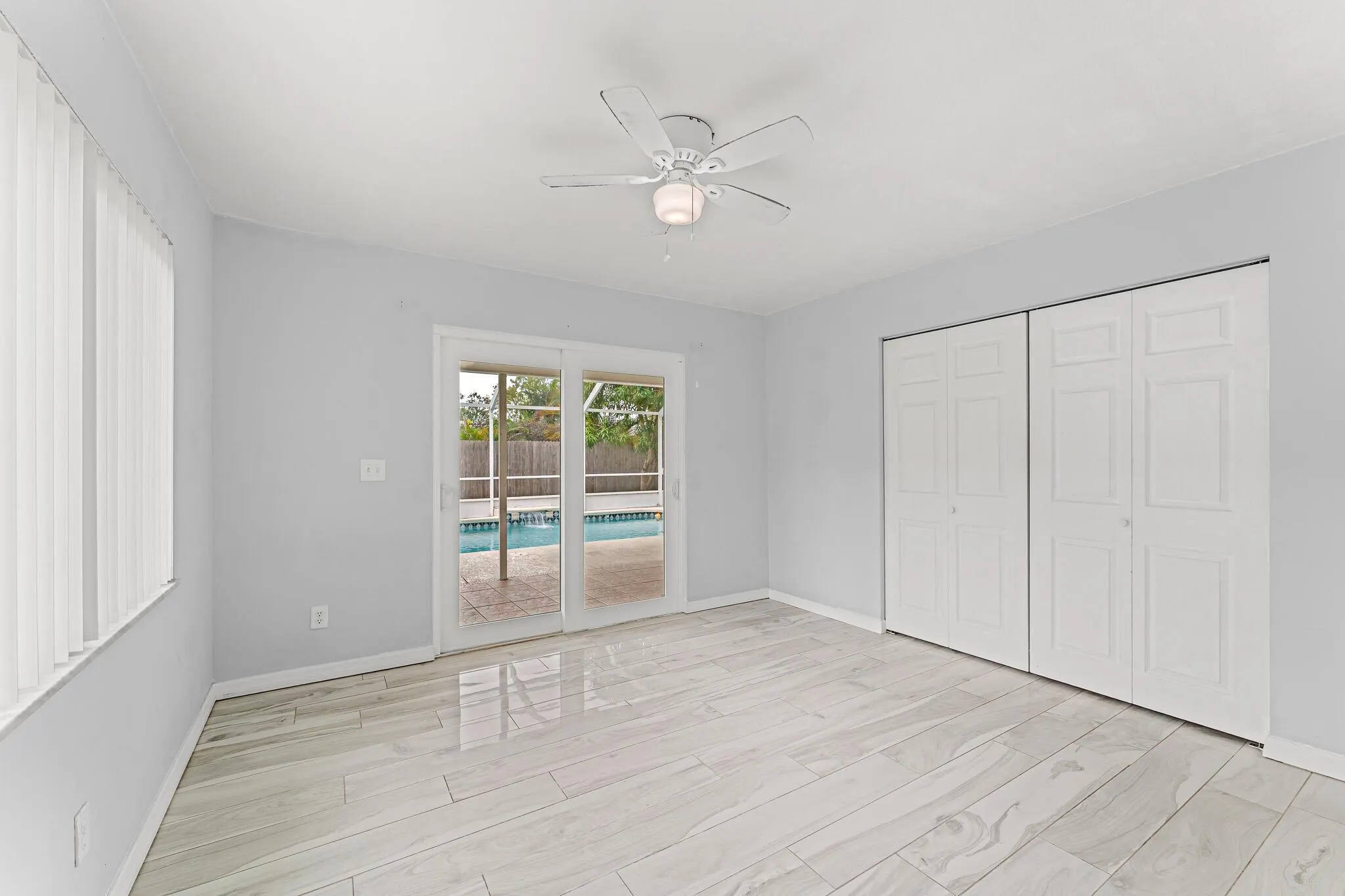 573 SE Floresta Drive