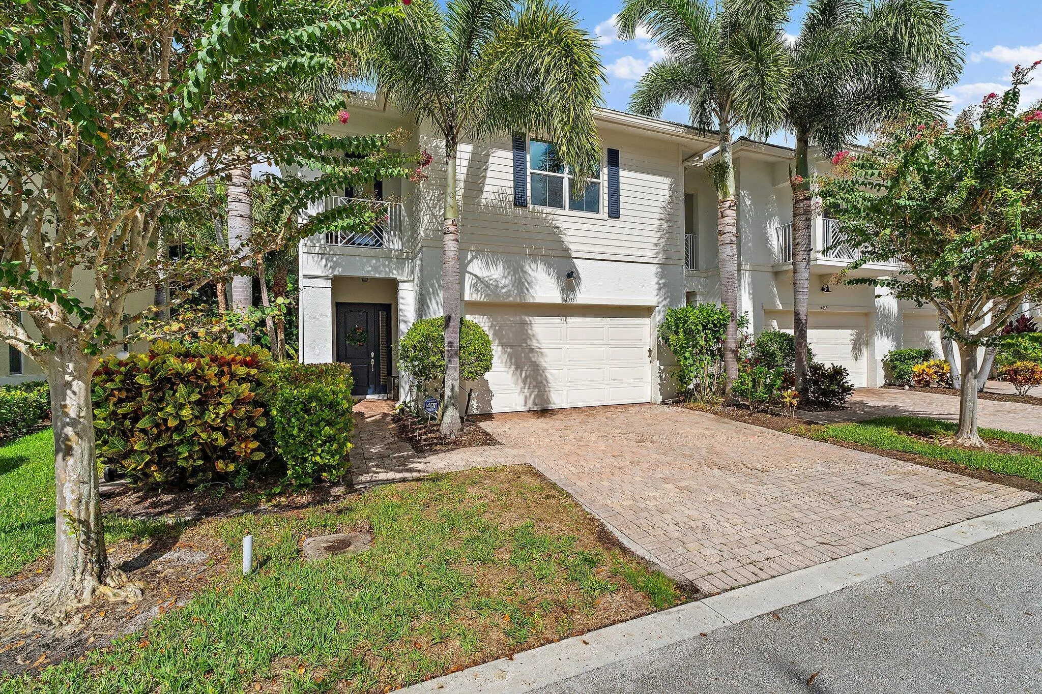 4033 Kingston Lane