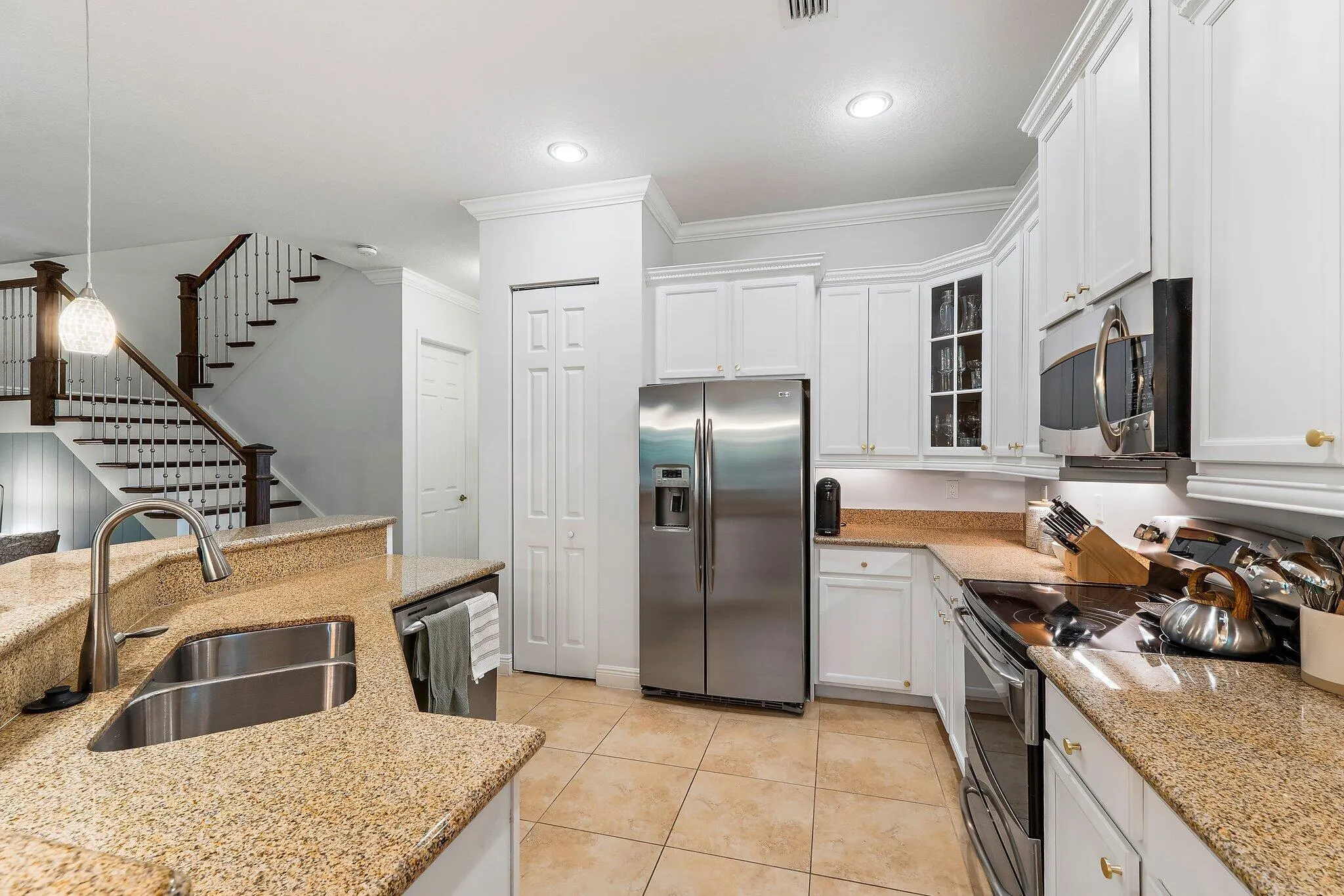 4033 Kingston Lane