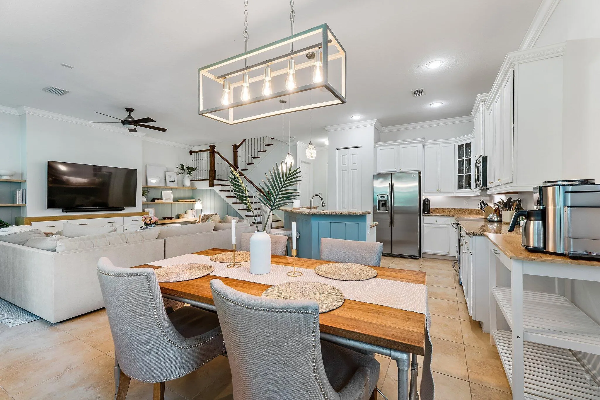4033 Kingston Lane