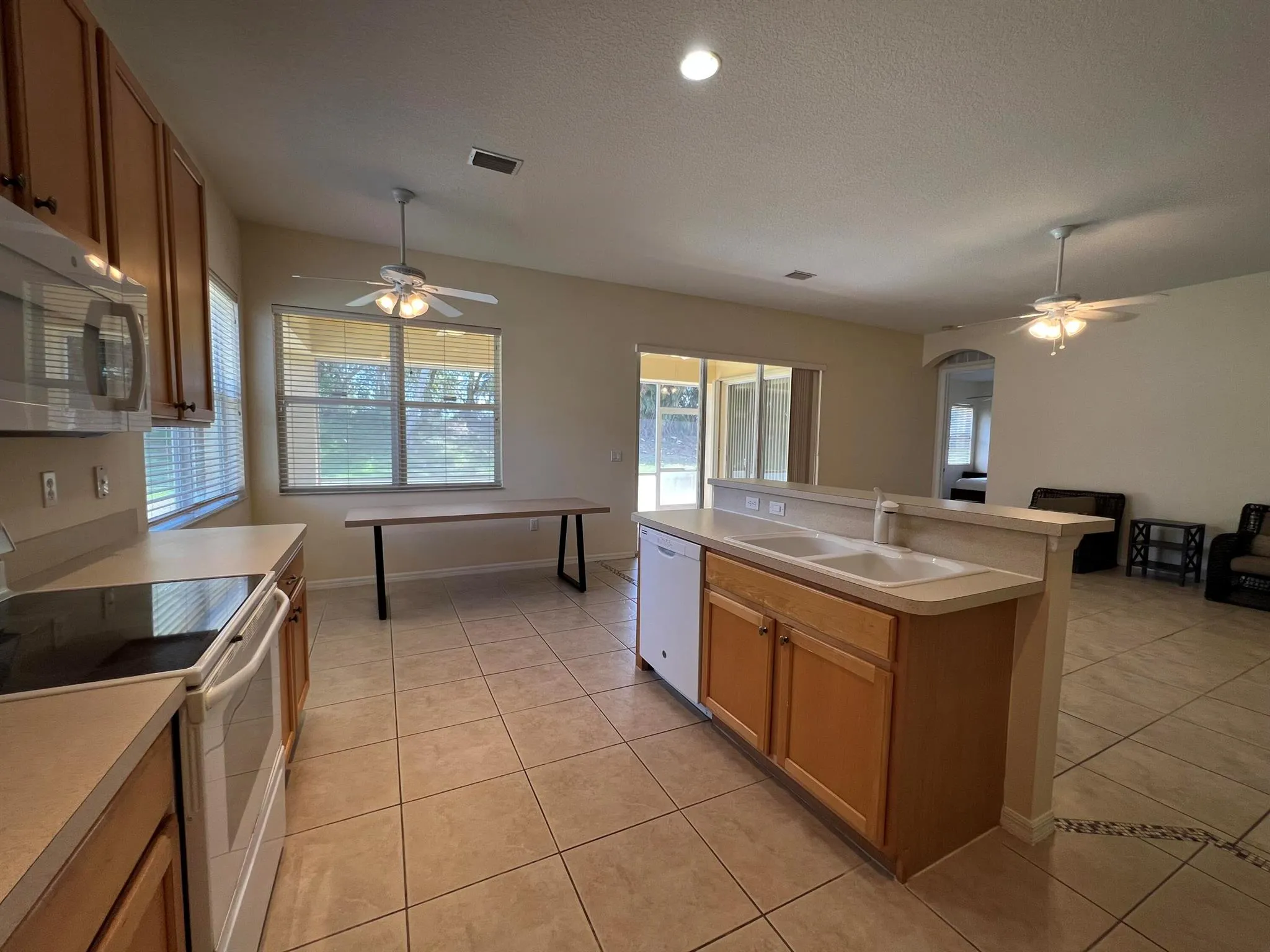 417 SW Blue Spring Court