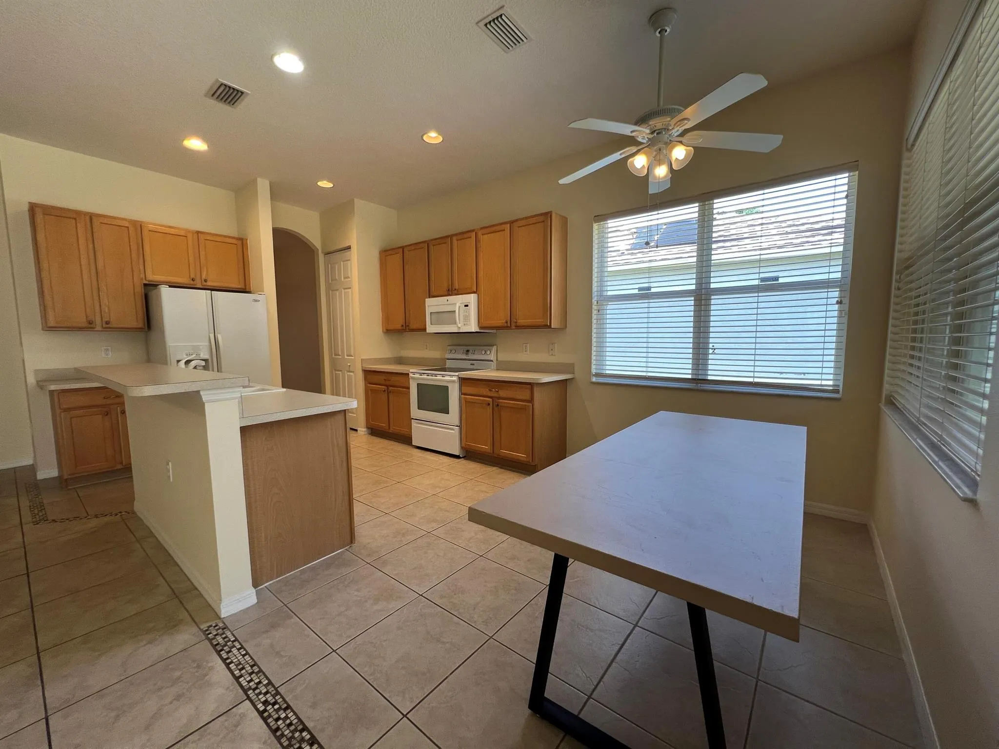 417 SW Blue Spring Court
