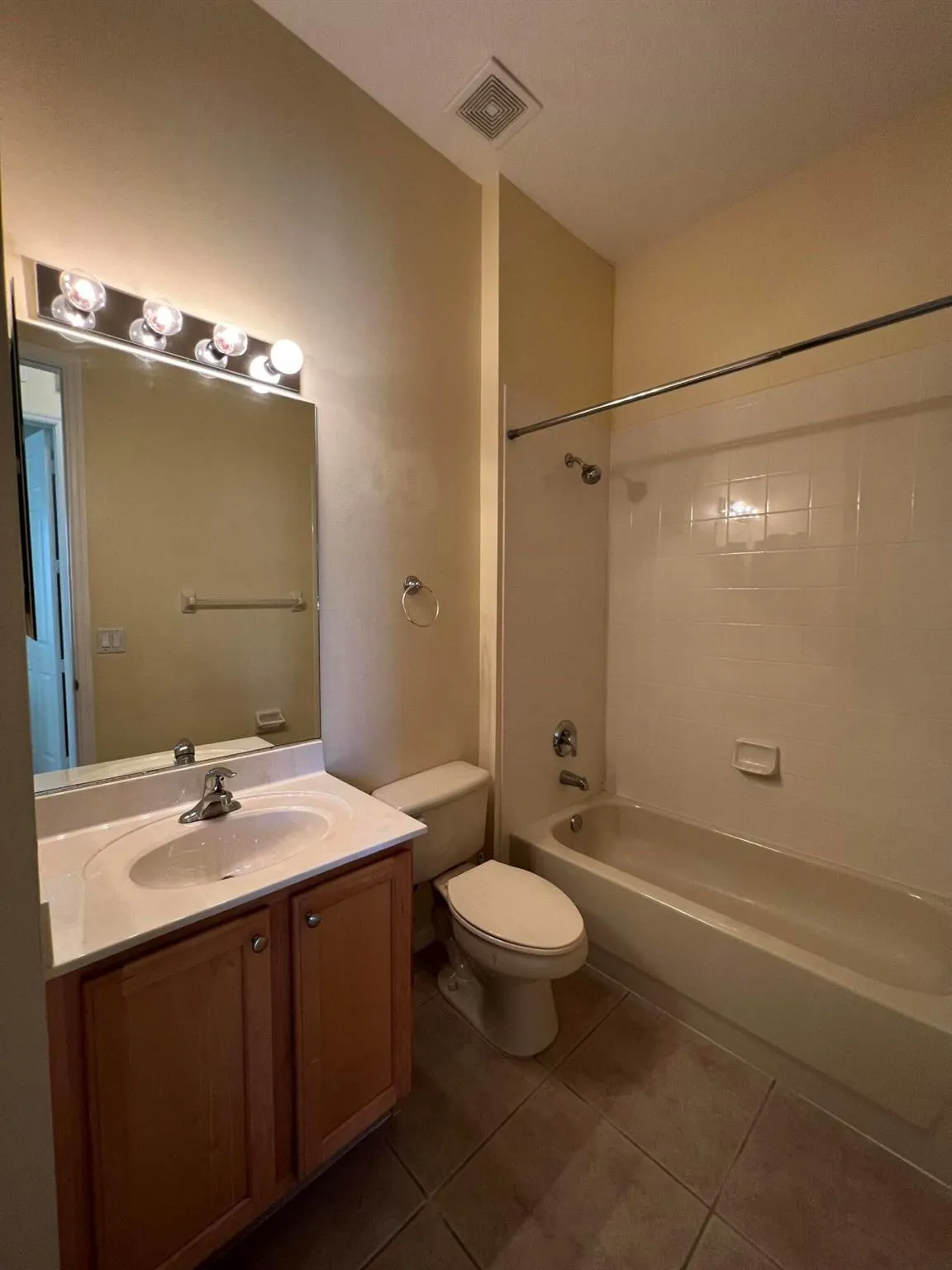 417 SW Blue Spring Court
