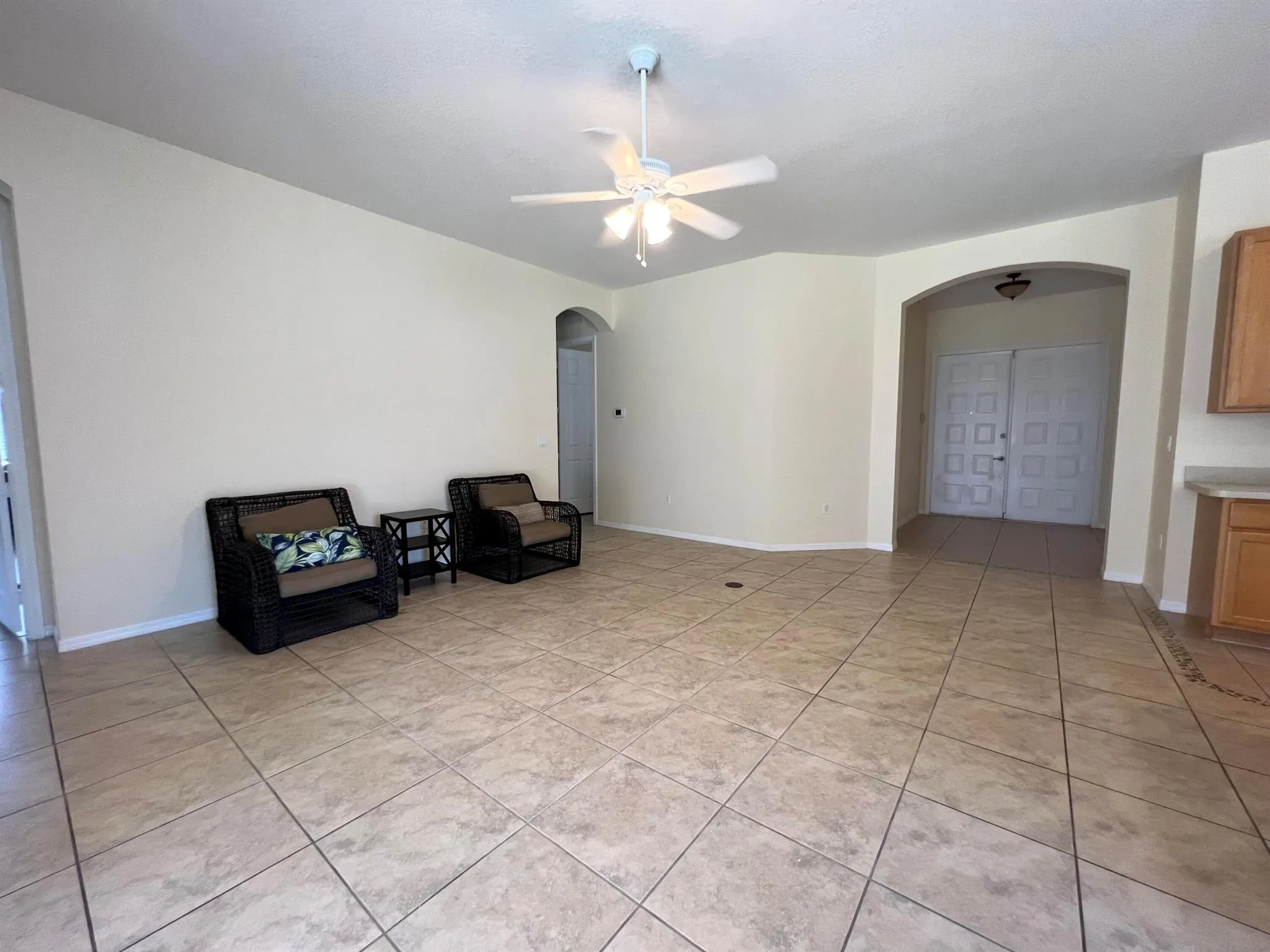 417 SW Blue Spring Court